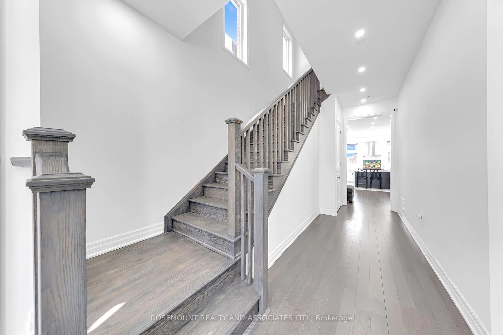 Photo 6 of 1423 Swallowtail Lane, Pickering, Rural Pickering — HOMEH