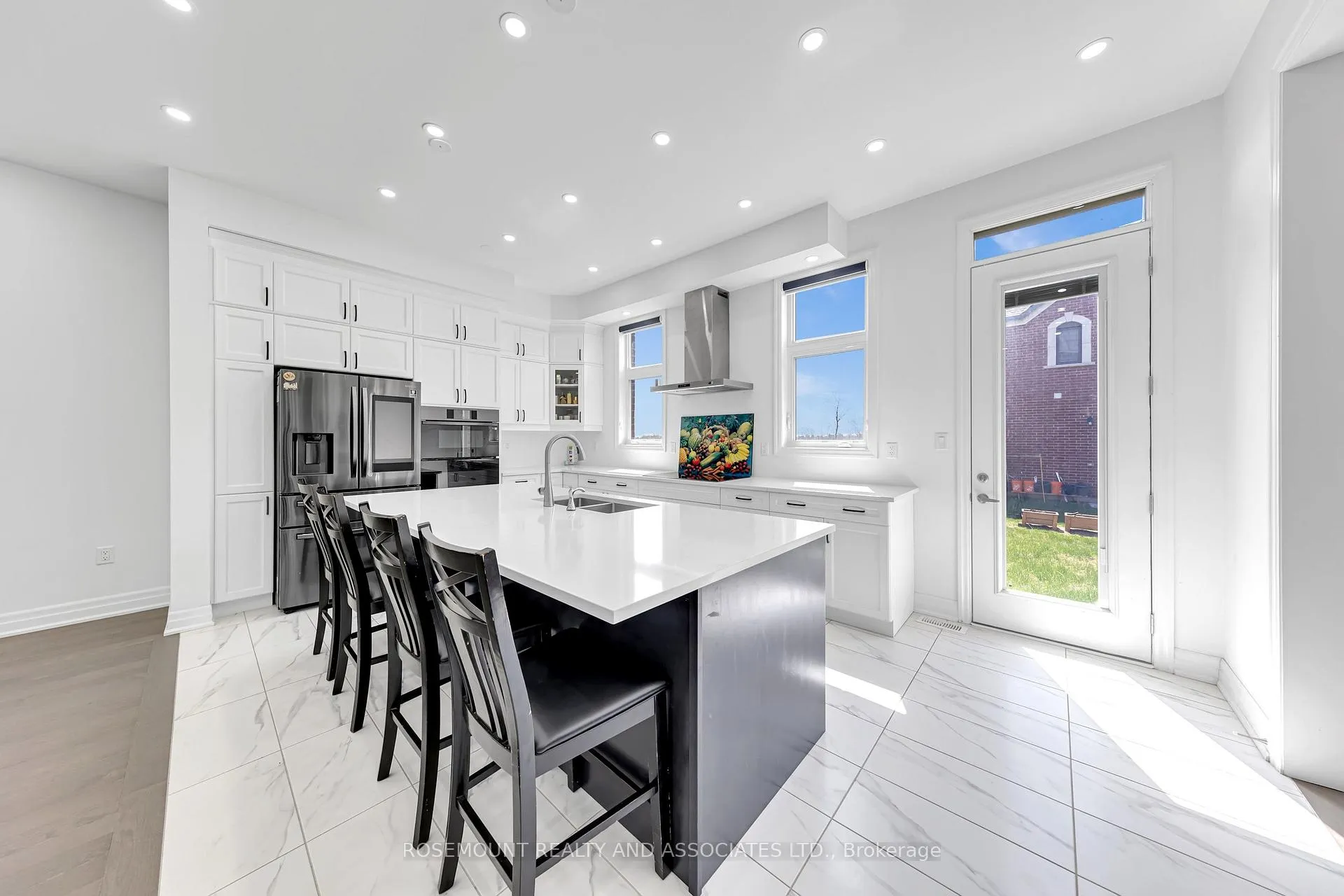 Photo 13 of 1423 Swallowtail Lane, Pickering, Rural Pickering — HOMEH