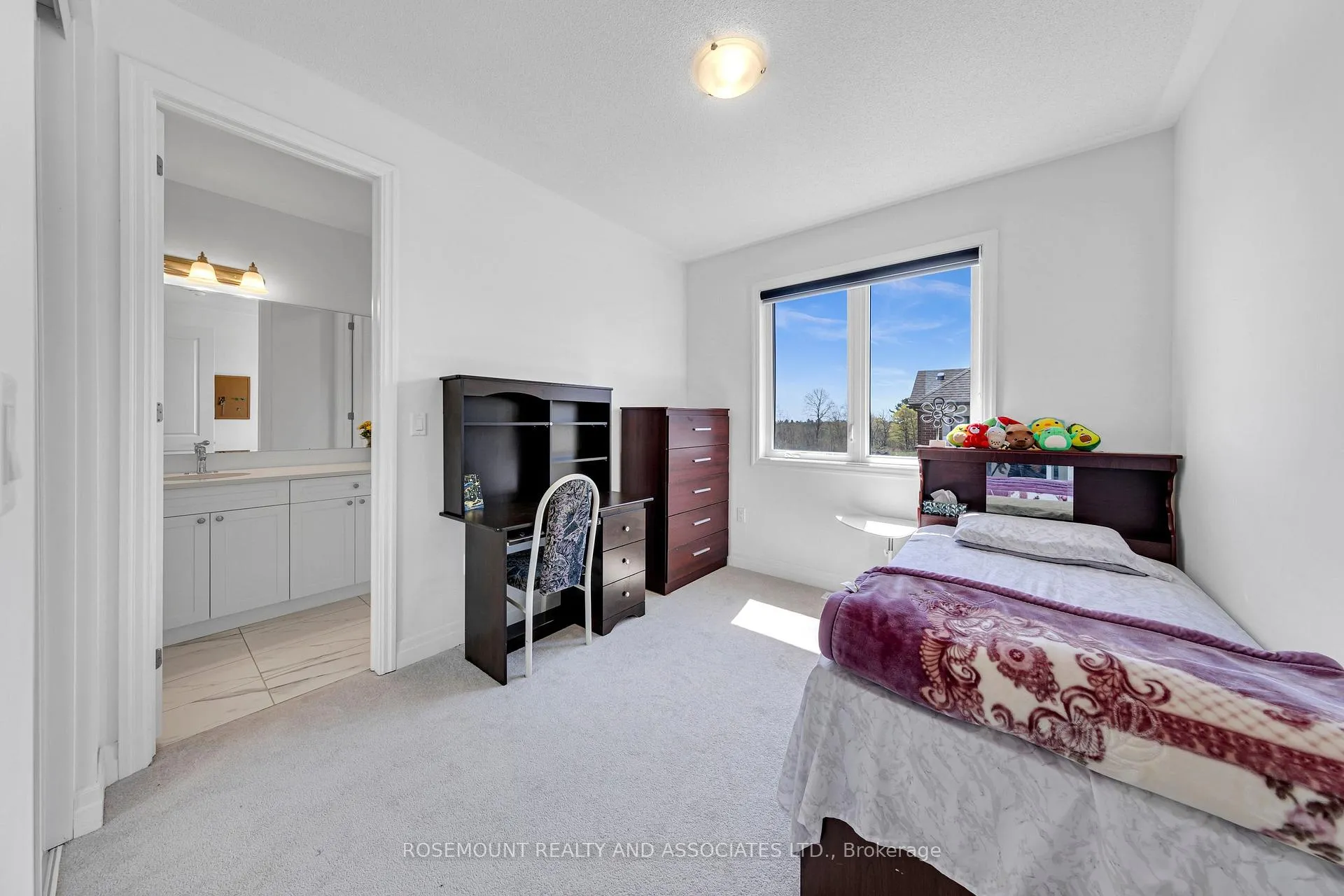 Photo 39 of 1423 Swallowtail Lane, Pickering, Rural Pickering — HOMEH