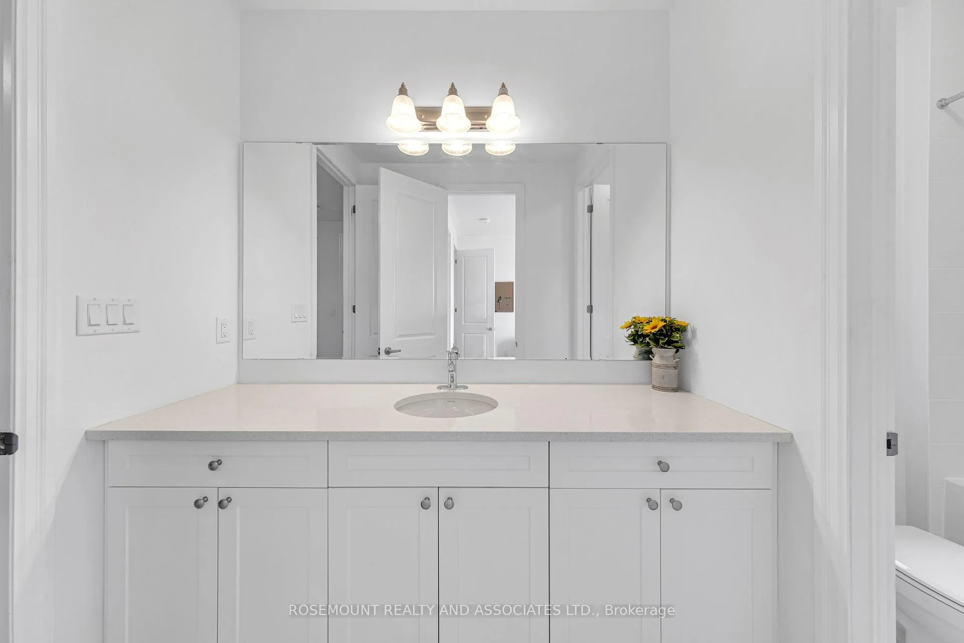 Photo 41 of 1423 Swallowtail Lane, Pickering, Rural Pickering — HOMEH