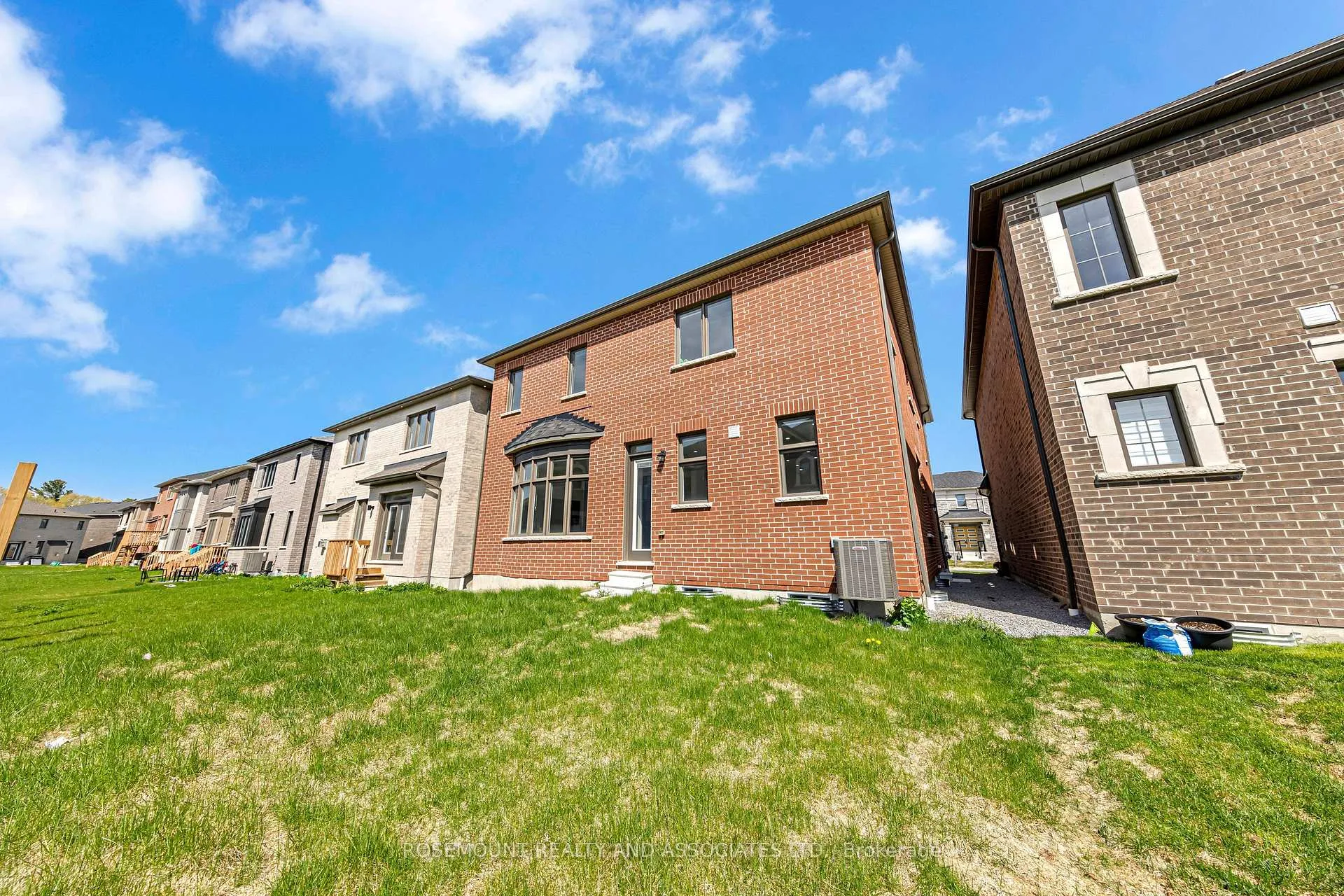 Photo 48 of 1423 Swallowtail Lane, Pickering, Rural Pickering — HOMEH