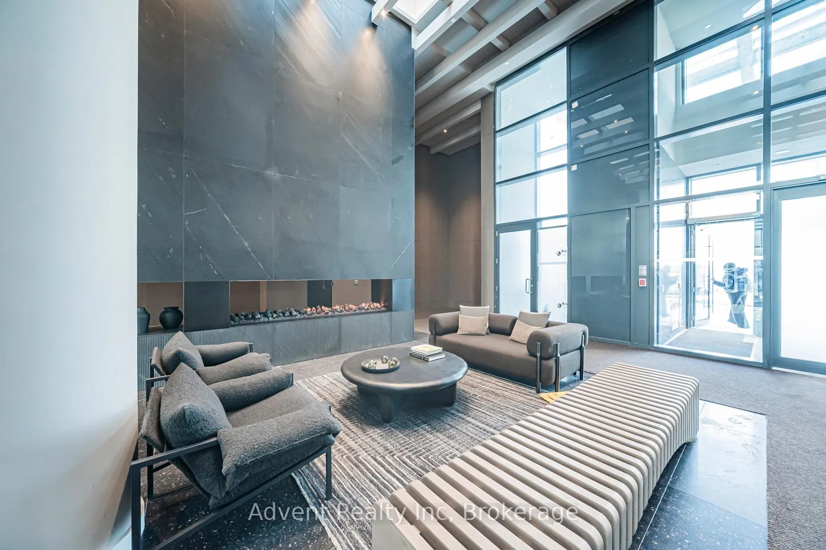 Photo 33 of Unit 5512, 8 Interchange Way, Vaughan, Vaughan Corporate Centre — HOMEH