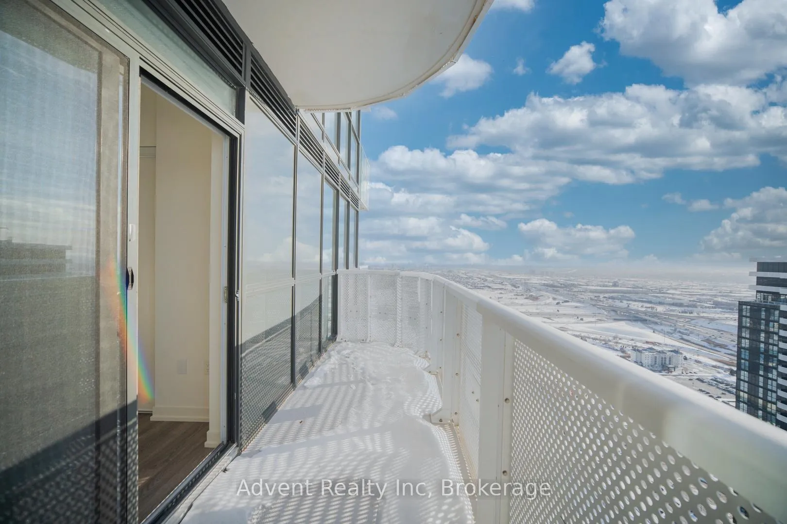 Photo 39 of Unit 5512, 8 Interchange Way, Vaughan, Vaughan Corporate Centre — HOMEH