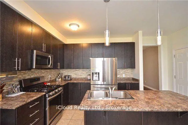 Photo 10 of 668 Armstrong Road, Shelburne — HOMEH