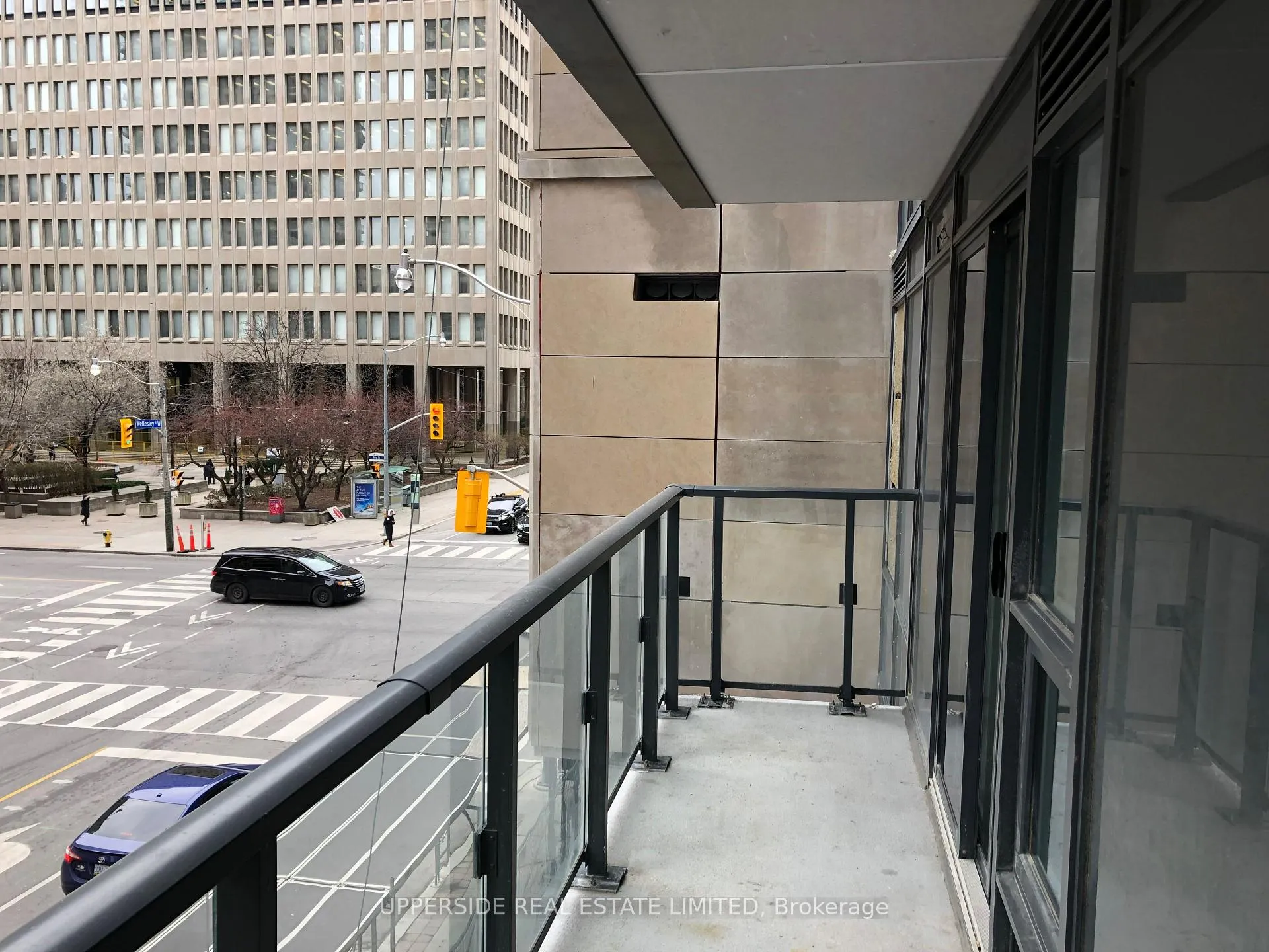 Photo 2 of Unit 207, 955 Bay Street, Toronto, Bay Street Corridor — HOMEH