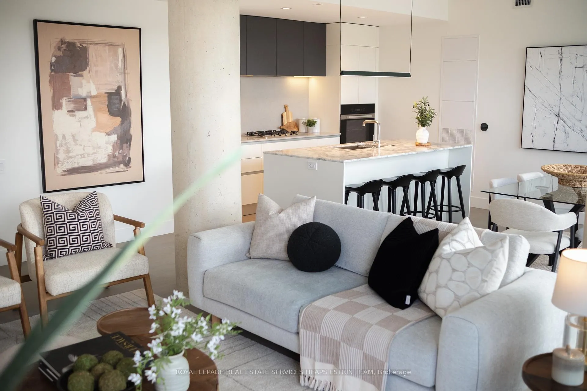 Photo 2 of Unit 606, 1414 Bayview Avenue, Toronto, Mount Pleasant East — HOMEH