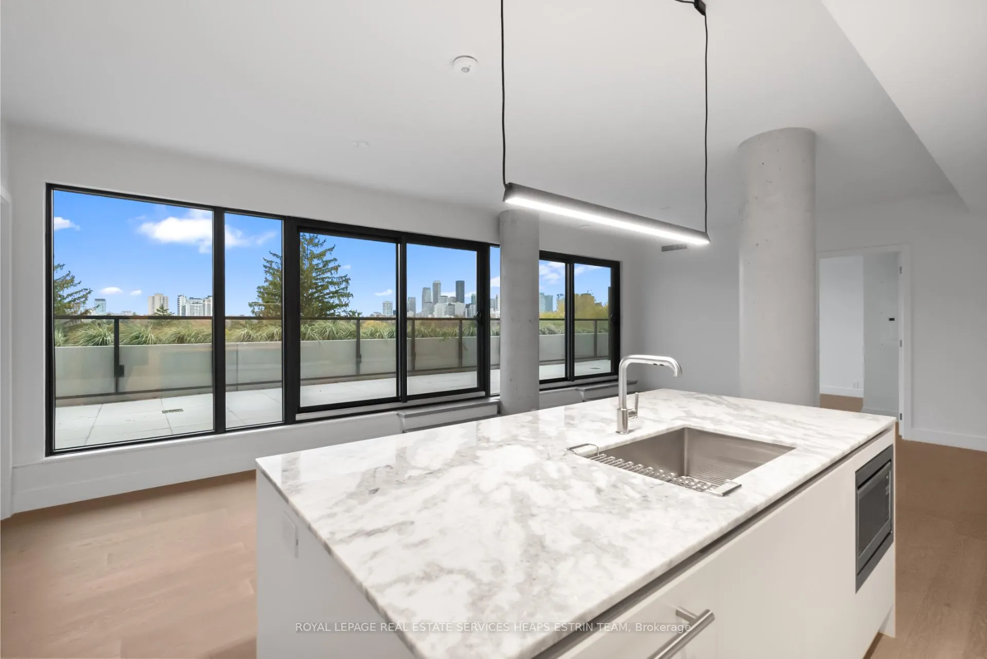 Photo 7 of Unit 606, 1414 Bayview Avenue, Toronto, Mount Pleasant East — HOMEH