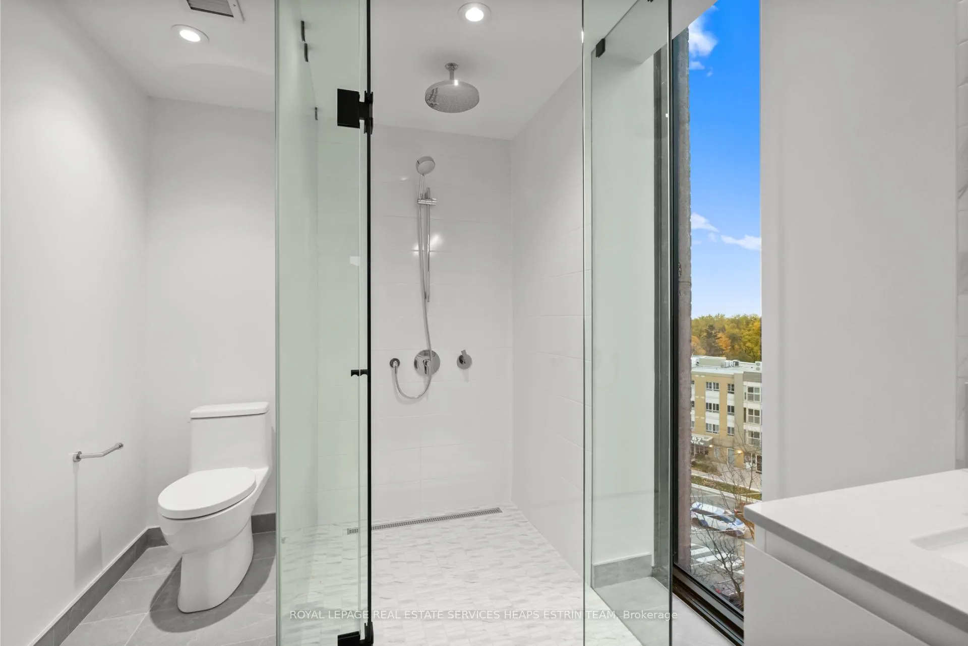 Photo 16 of Unit 606, 1414 Bayview Avenue, Toronto, Mount Pleasant East — HOMEH