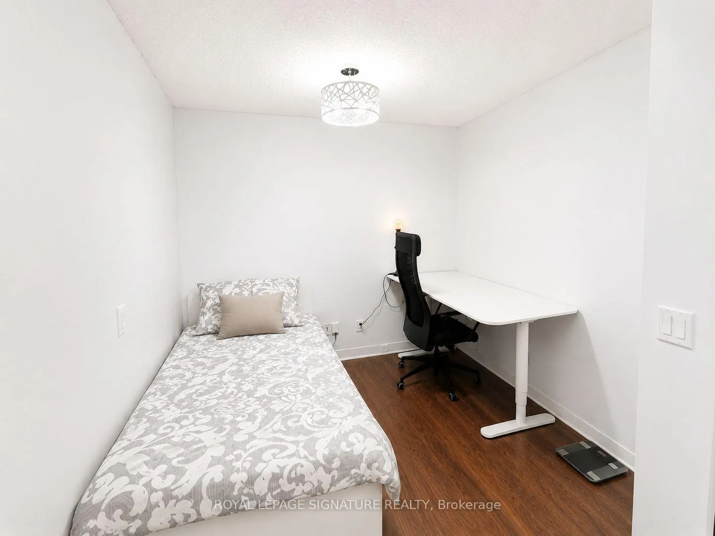 Photo 10 of Unit 1102, 155 Legion Road, Etobicoke, Mimico — HOMEH