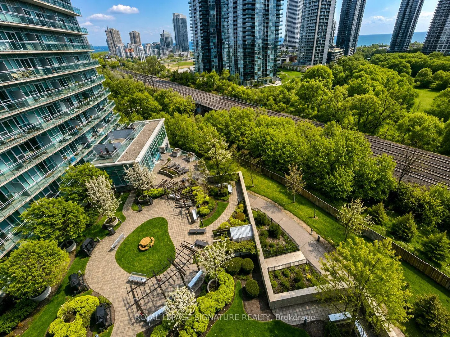 Photo 15 of Unit 1102, 155 Legion Road, Etobicoke, Mimico — HOMEH
