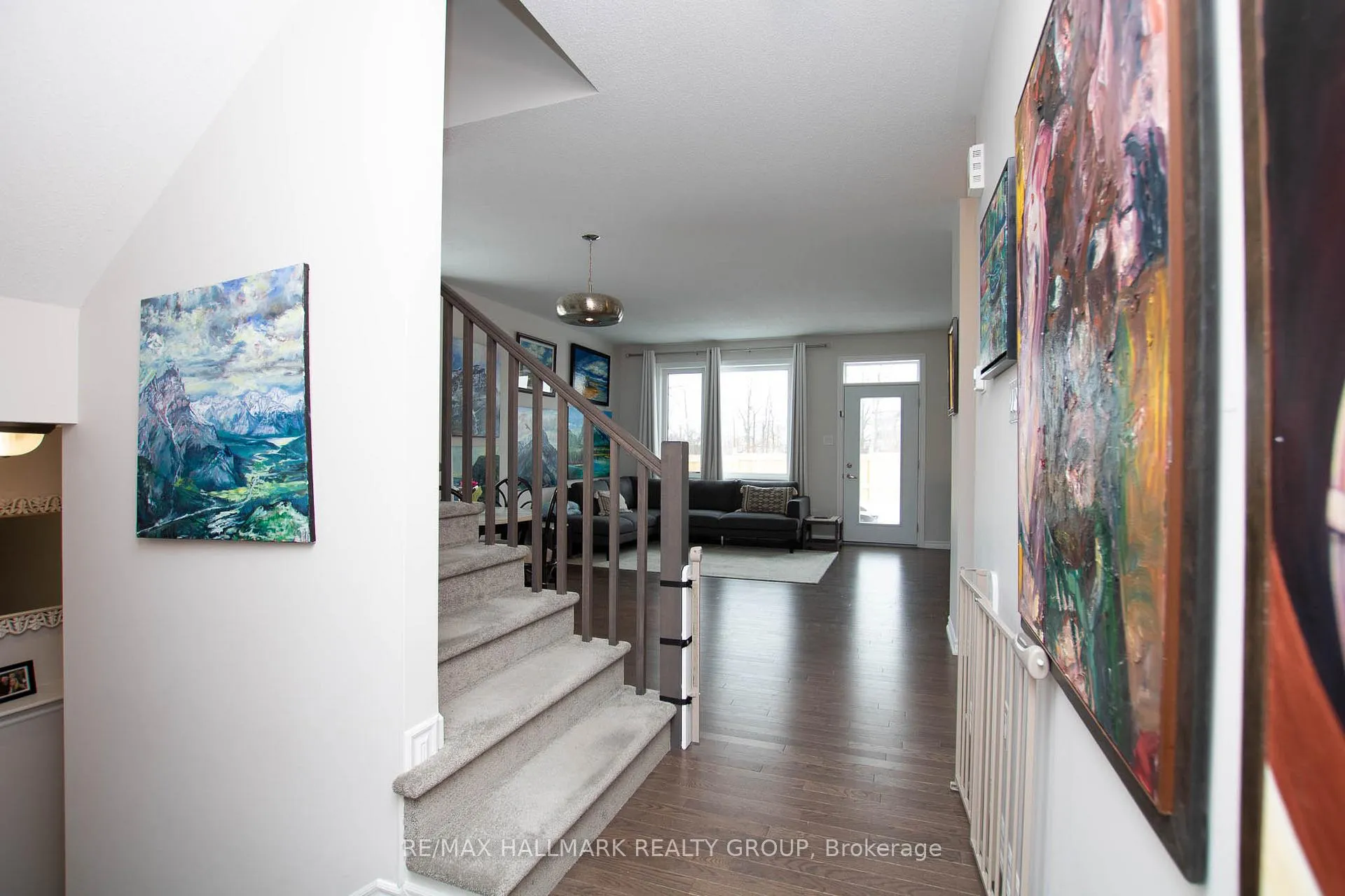 Photo 2 of 625 Crevier Walk, Ottawa, Chapel Hill South - Orleans Village — HOMEH