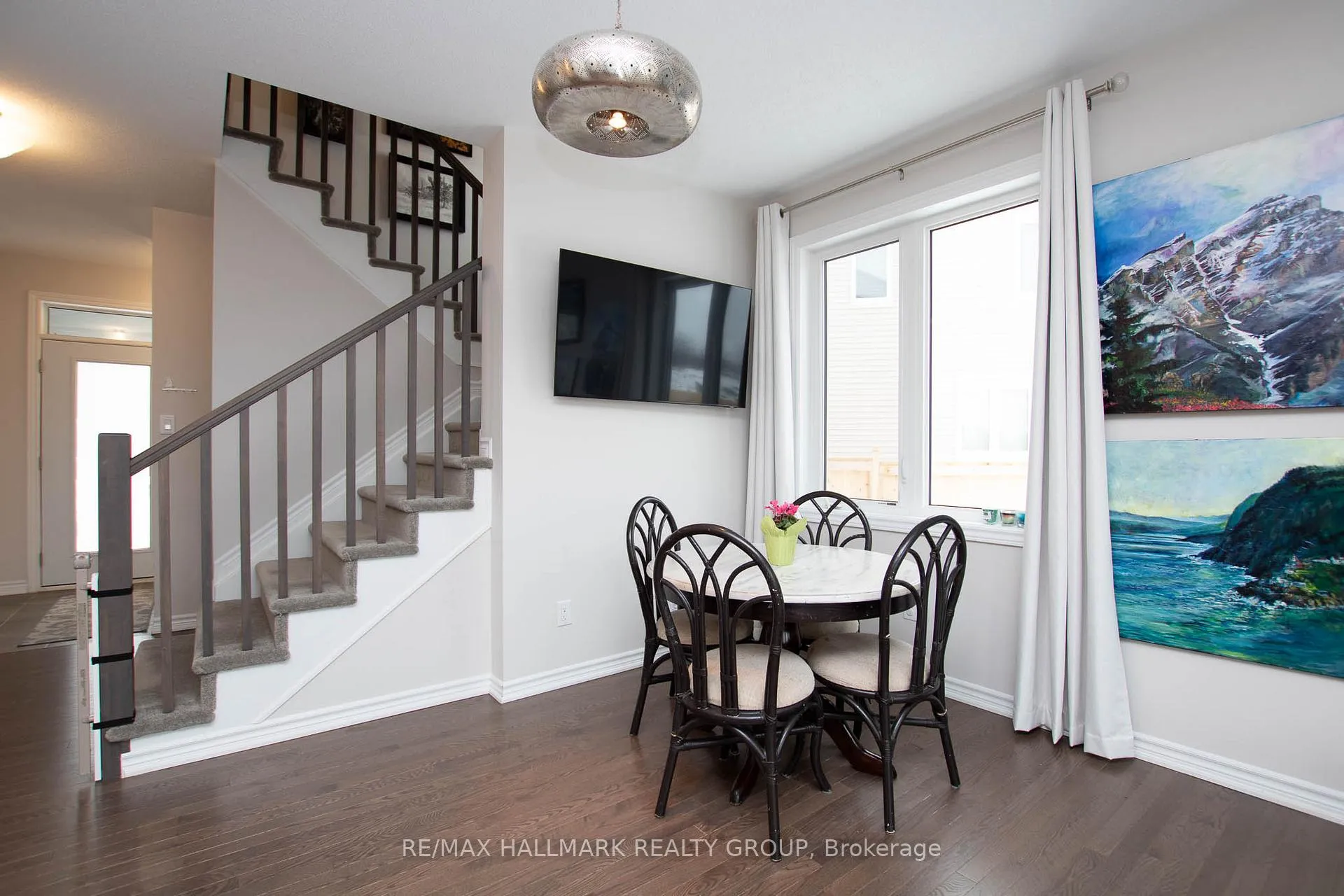 Photo 4 of 625 Crevier Walk, Ottawa, Chapel Hill South - Orleans Village — HOMEH