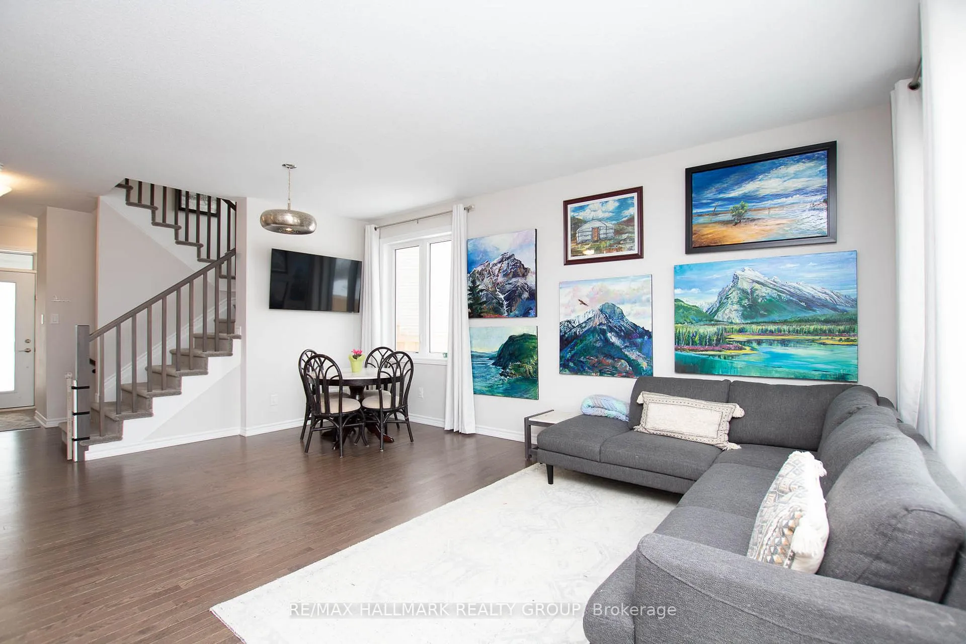 Photo 5 of 625 Crevier Walk, Ottawa, Chapel Hill South - Orleans Village — HOMEH