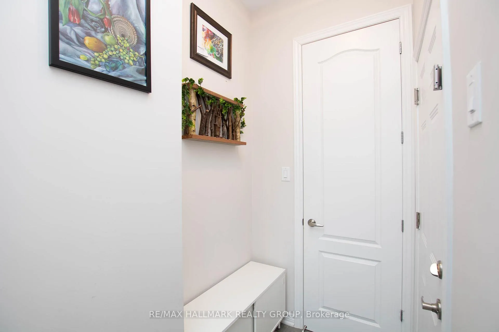 Photo 13 of 625 Crevier Walk, Ottawa, Chapel Hill South - Orleans Village — HOMEH
