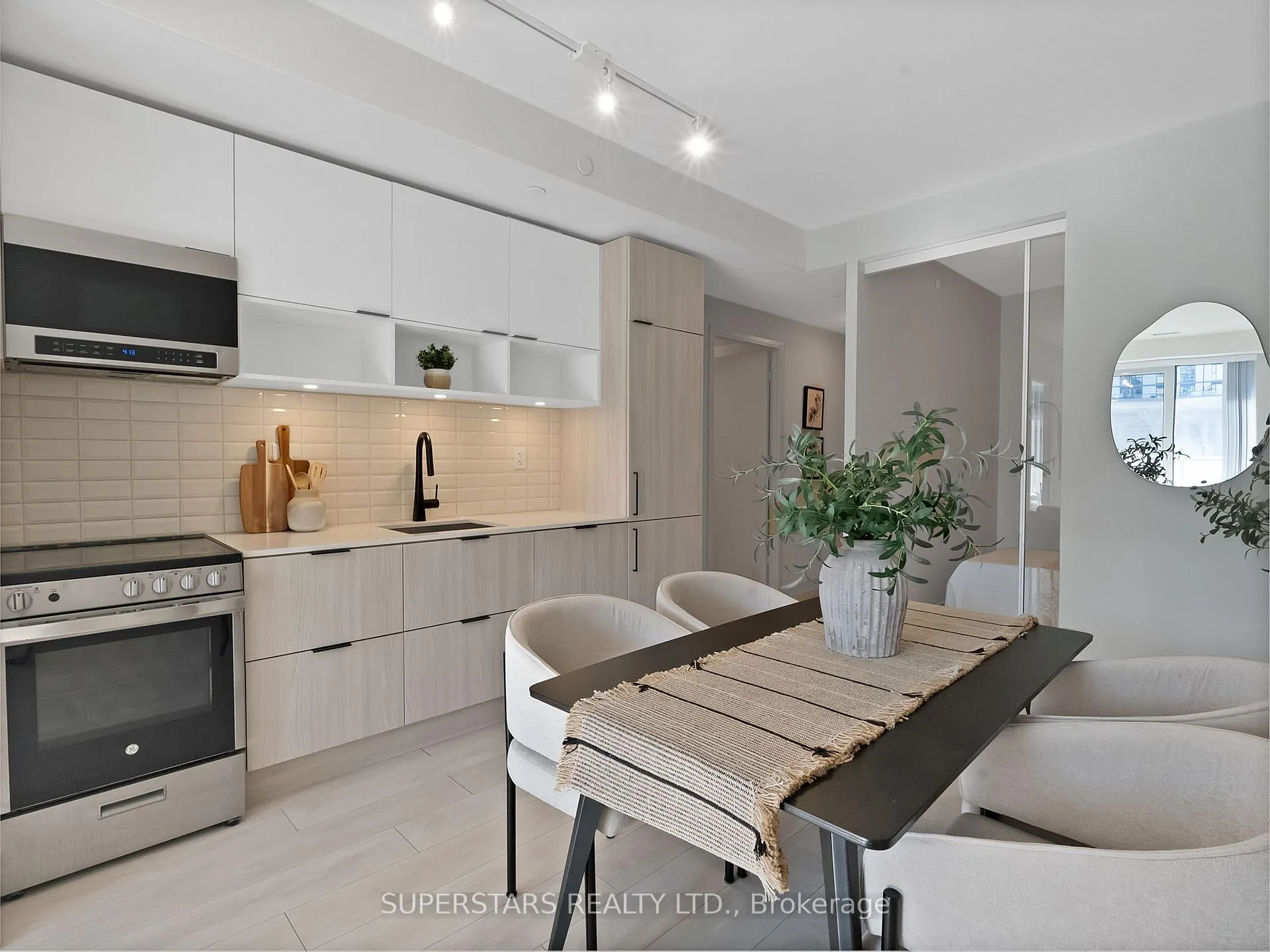 Photo 7 of Unit N566, 35 Rolling Mills Road, Toronto, Waterfront Communities — HOMEH