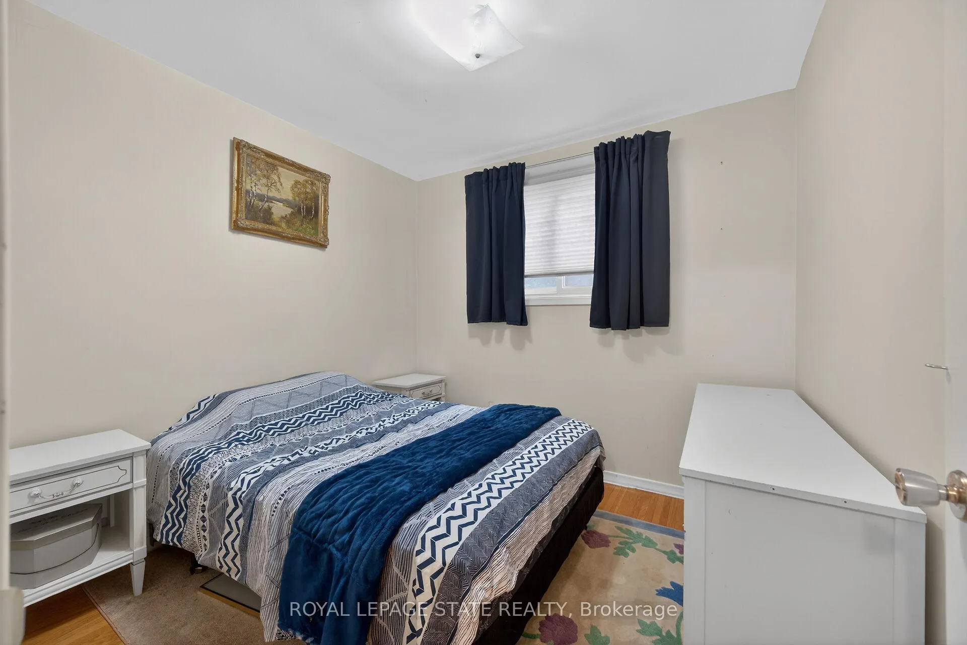 Photo 24 of 582 Woodview Road, Burlington, Roseland — HOMEH