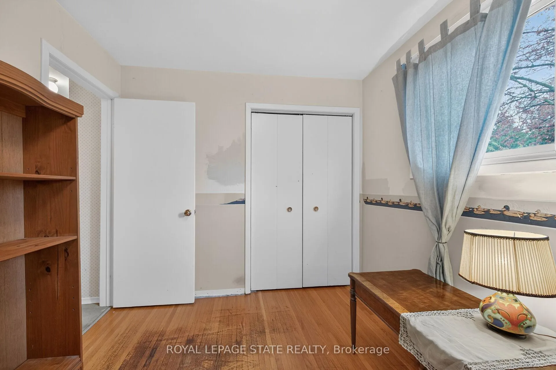 Photo 28 of 582 Woodview Road, Burlington, Roseland — HOMEH