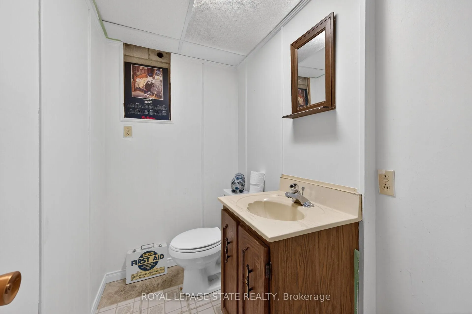 Photo 36 of 582 Woodview Road, Burlington, Roseland — HOMEH