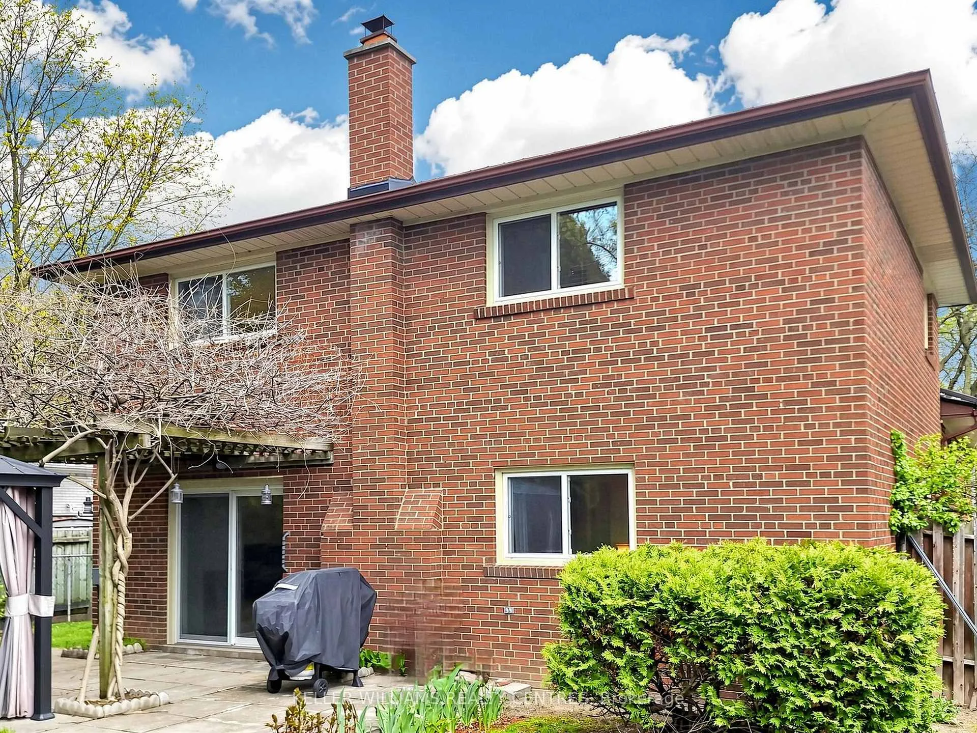 Photo 14 of 22 Coral Harbour Crescent, Markham, Bayview Fairway-Bayview Country Club Estates — HOMEH