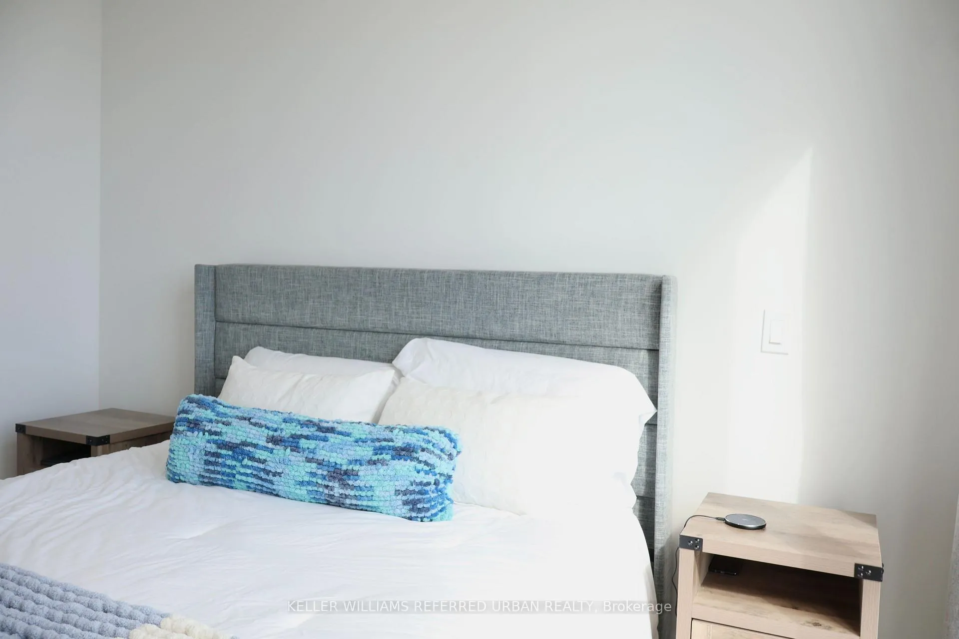 Photo 7 of Unit 1608, 39 Mary Street, Barrie, City Centre — HOMEH