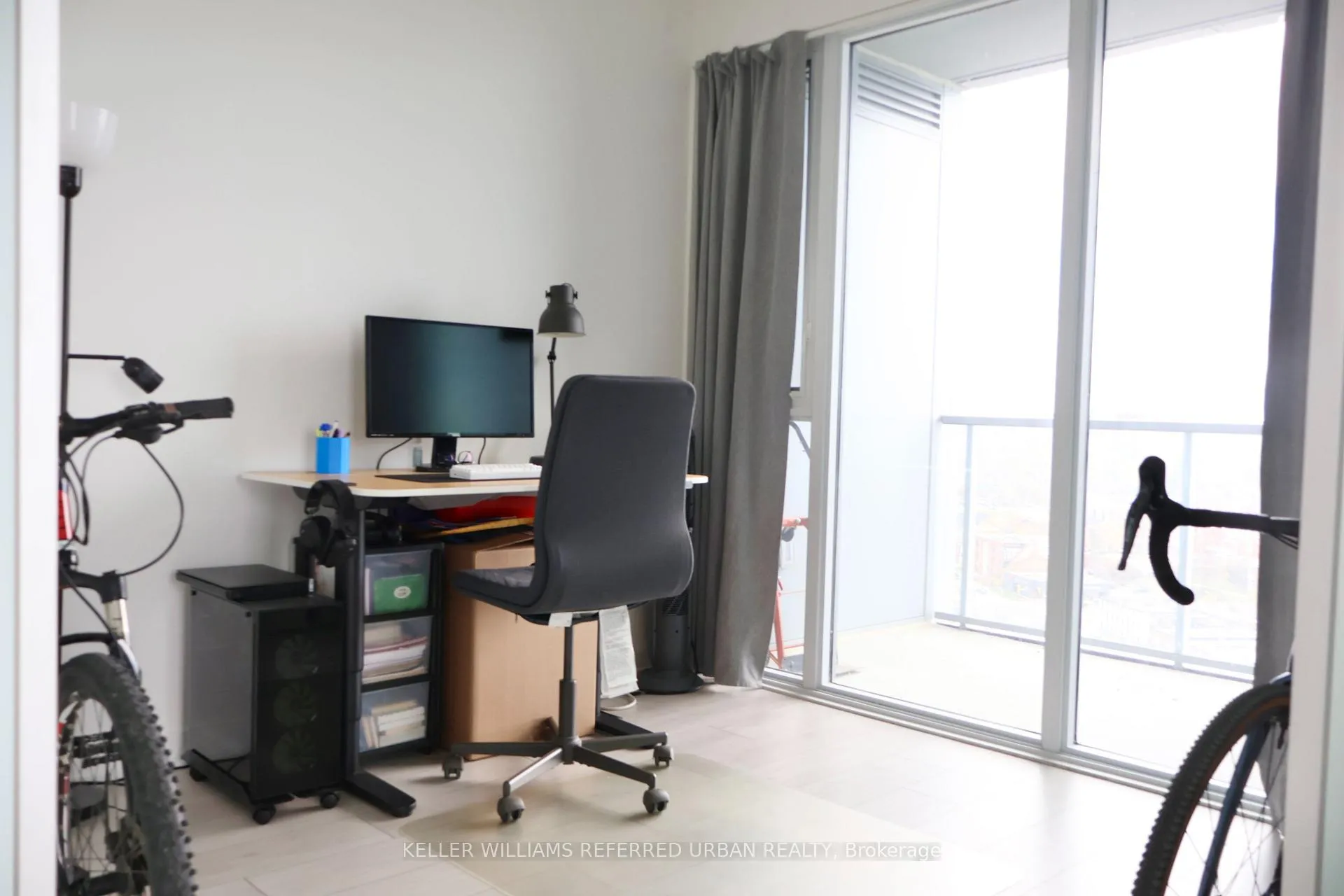 Photo 23 of Unit 1608, 39 Mary Street, Barrie, City Centre — HOMEH