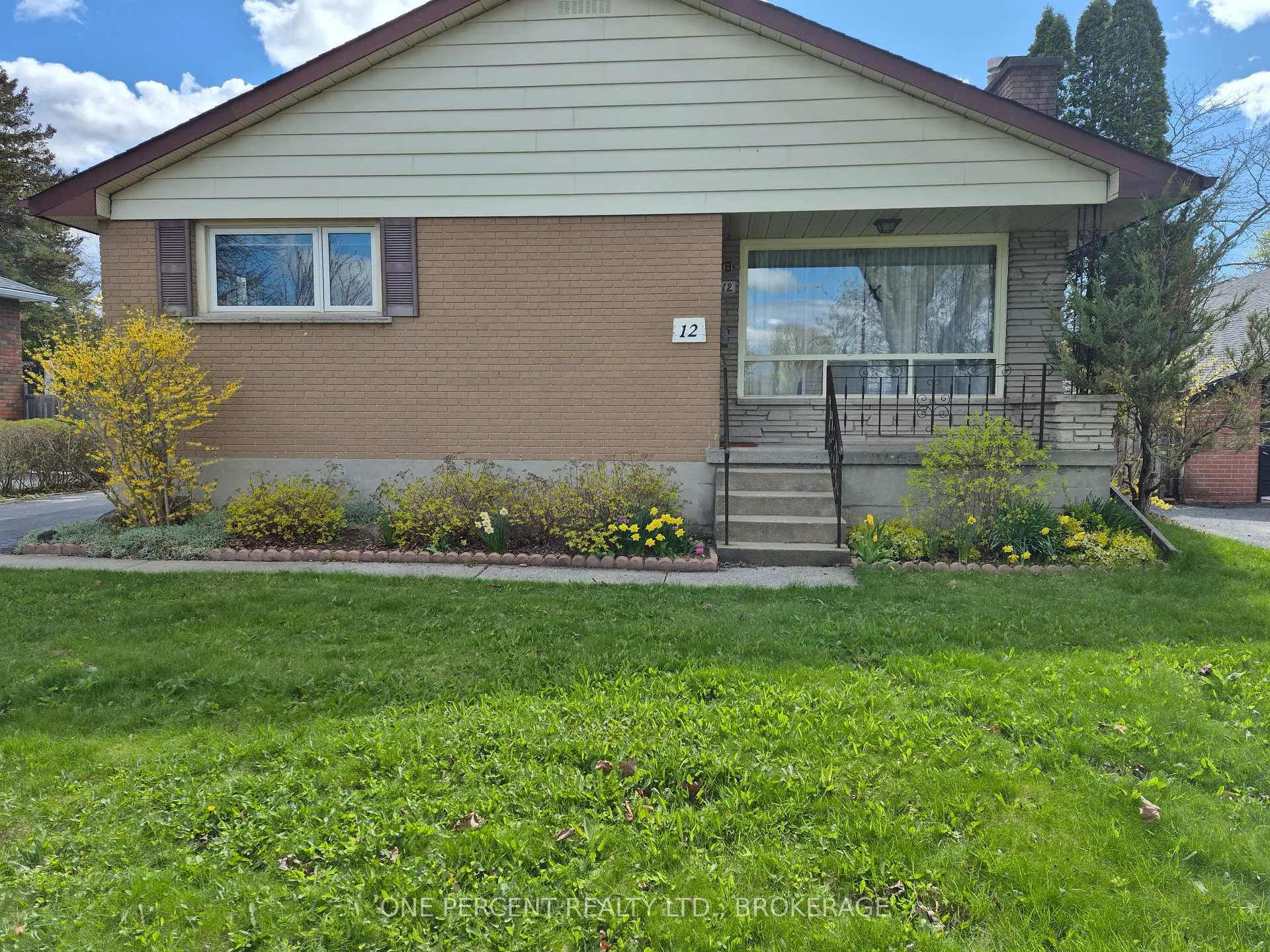 Photo 3 of 12 Campbell Crescent, Kingston, Central City West — HOMEH