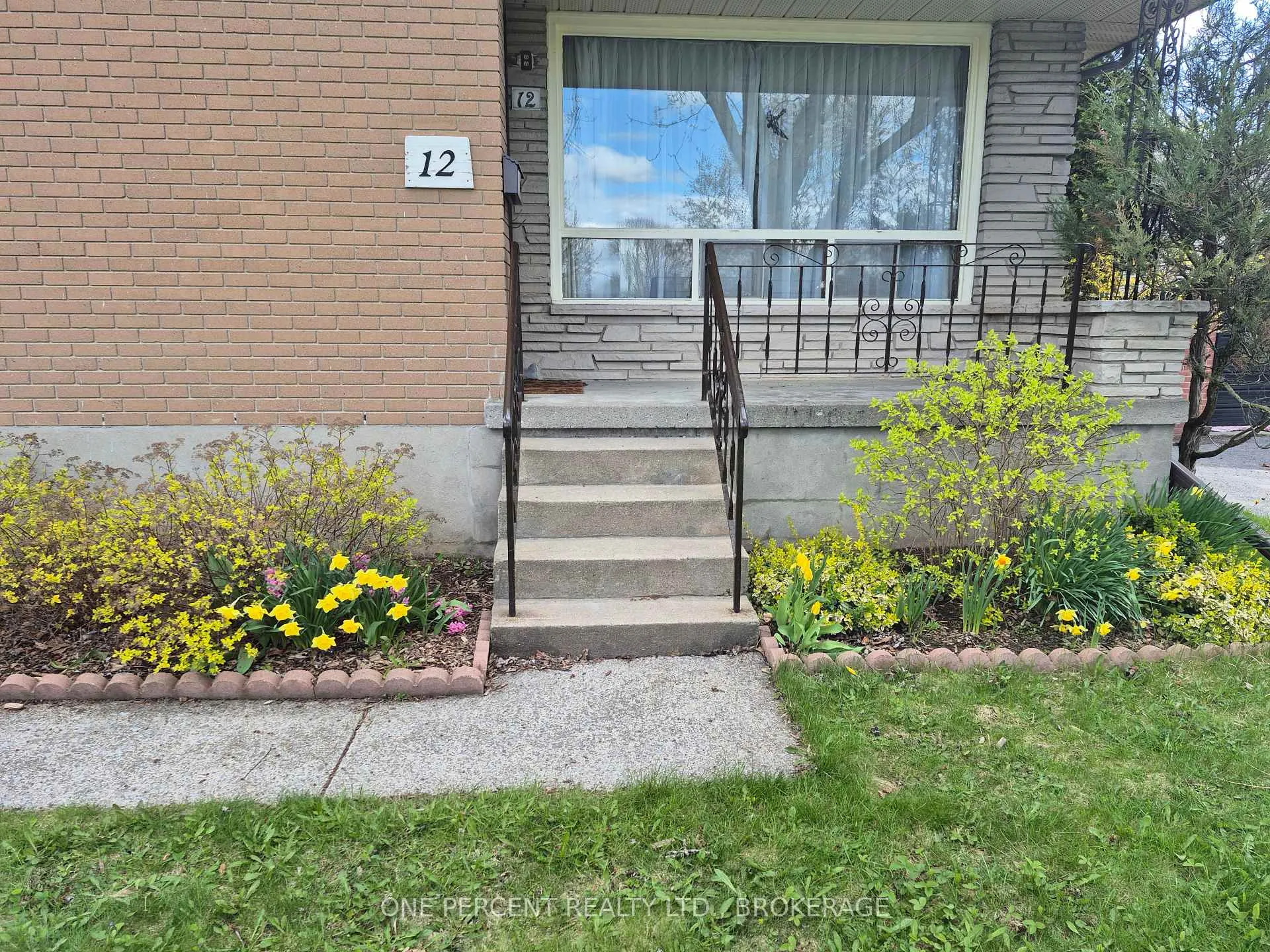 Photo 4 of 12 Campbell Crescent, Kingston, Central City West — HOMEH