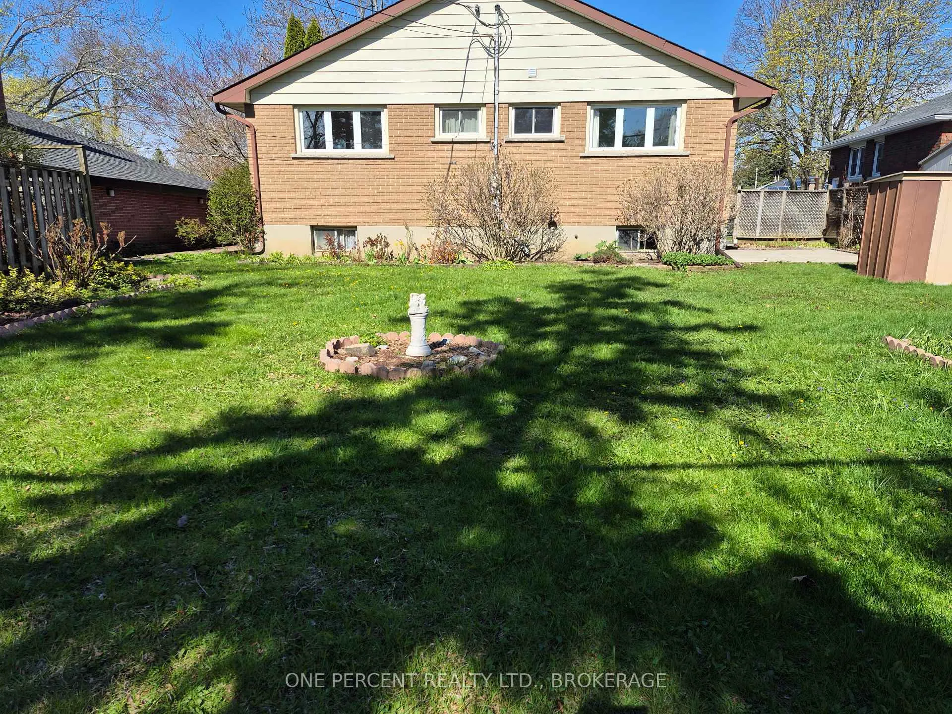 Photo 10 of 12 Campbell Crescent, Kingston, Central City West — HOMEH