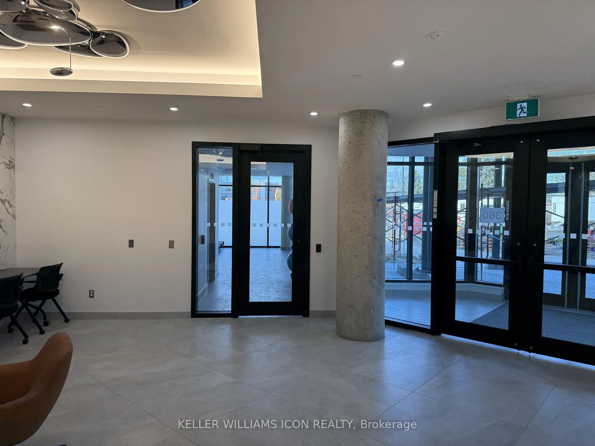 Photo 2 of Unit 203, 360 Deschatelets Avenue, Ottawa, Ottawa East — HOMEH