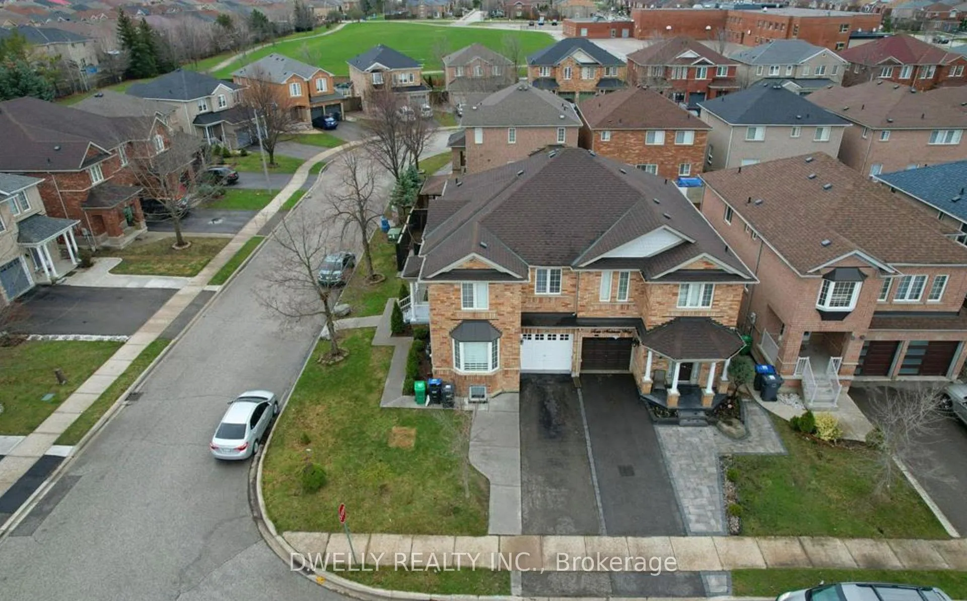 Photo 1 of 29 Trudelle Crescent, Brampton, Fletcher's Meadow — HOMEH
