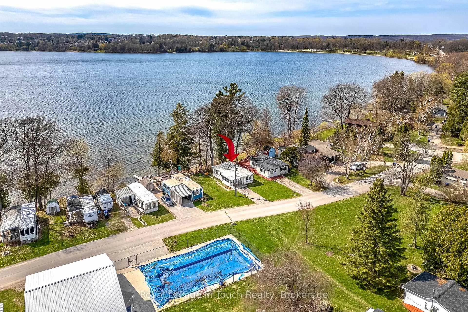 Photo 27 of 8 Lakeshore Road, Midland — HOMEH