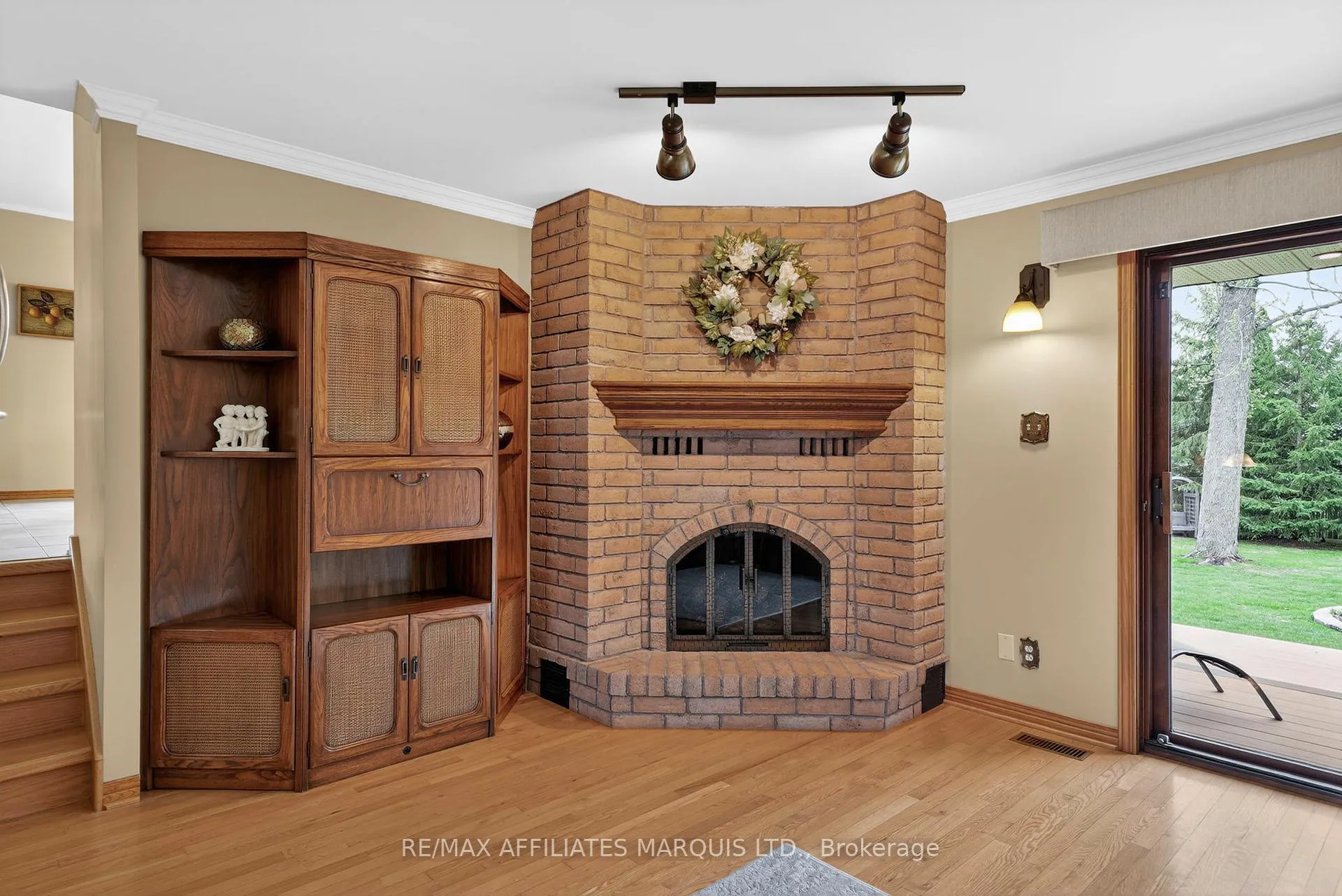 Photo 11 of 1130 Kennedy Drive, Cornwall — HOMEH