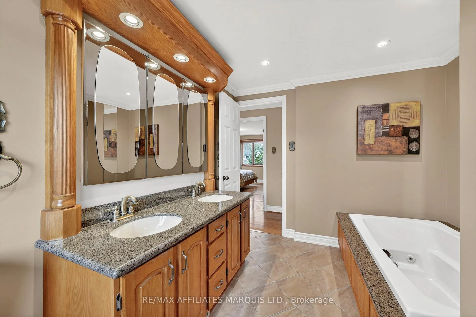 Photo 27 of 1130 Kennedy Drive, Cornwall — HOMEH