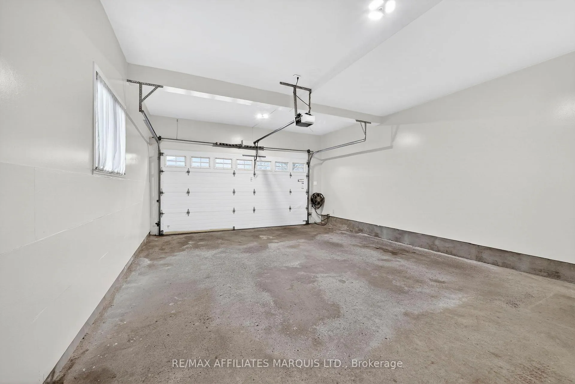 Photo 37 of 1130 Kennedy Drive, Cornwall — HOMEH