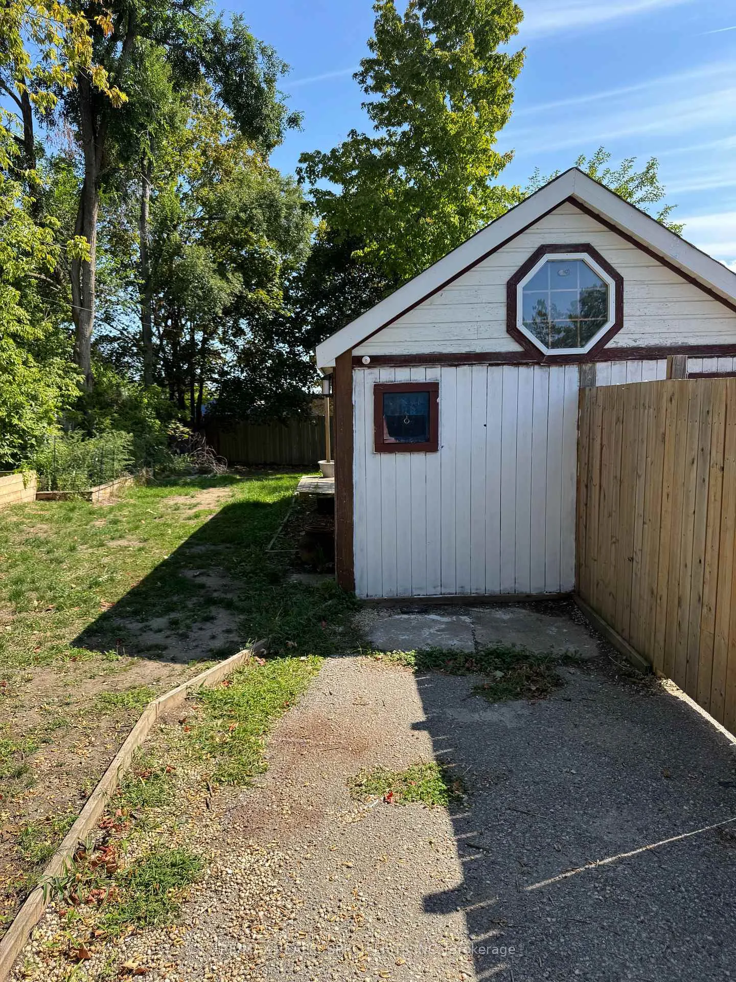 Photo 27 of 49 Sanford Street, Barrie, Sanford — HOMEH