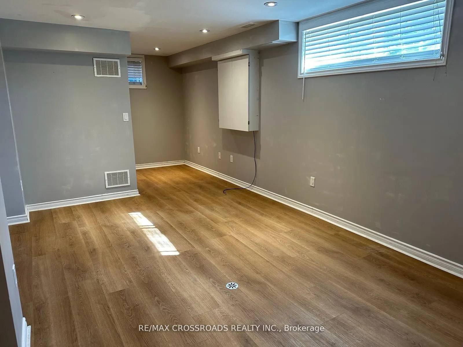 Photo 8 of Unit Bsmt, 89 Ottaway Avenue, Barrie, City Centre — HOMEH