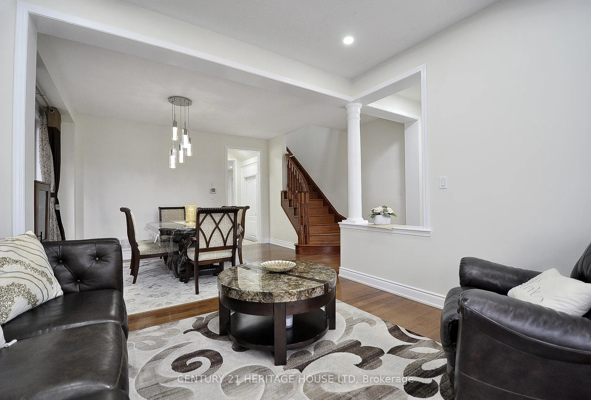 Photo 8 of 35 Dalton Drive, Cambridge — HOMEH