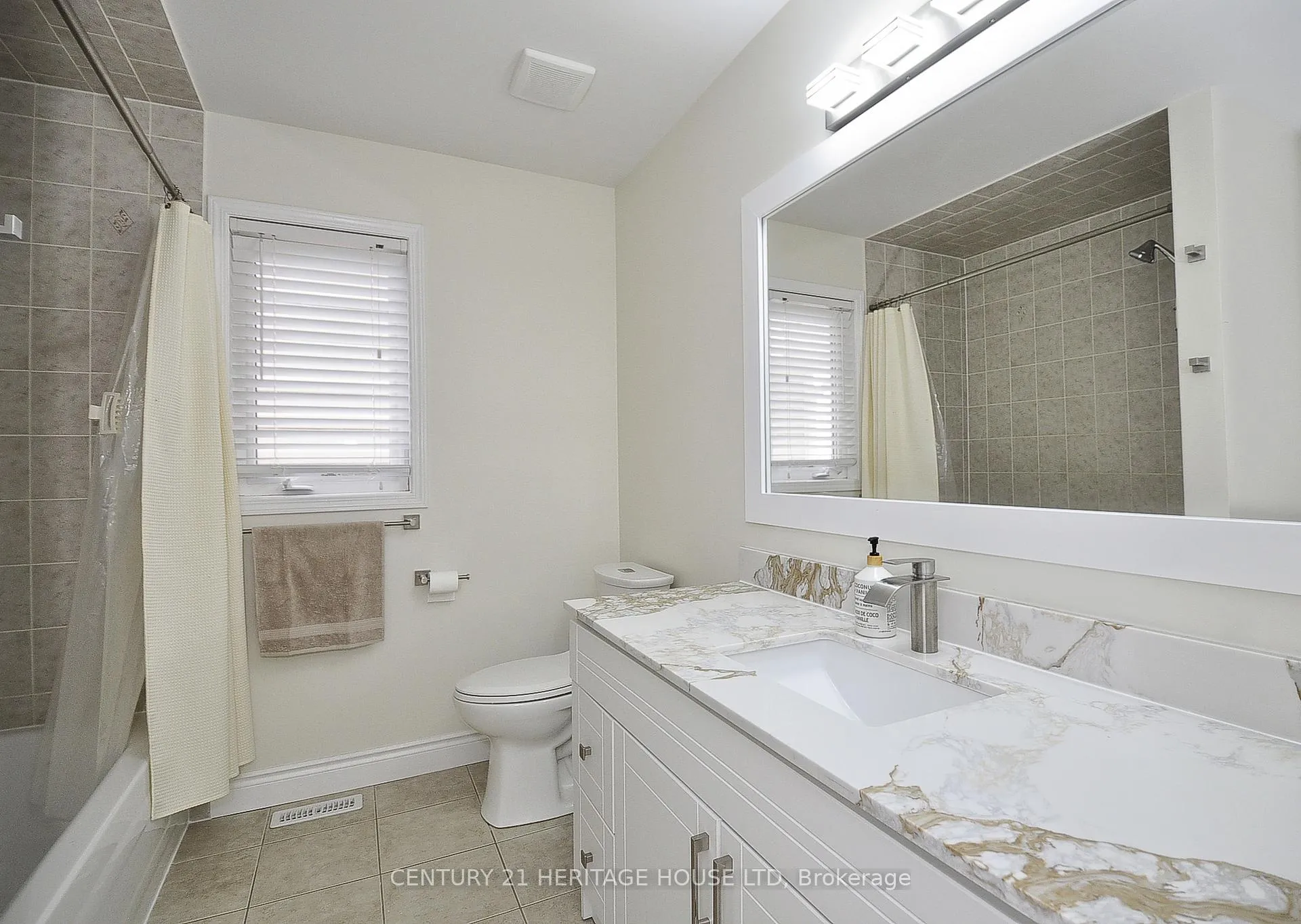 Photo 31 of 35 Dalton Drive, Cambridge — HOMEH