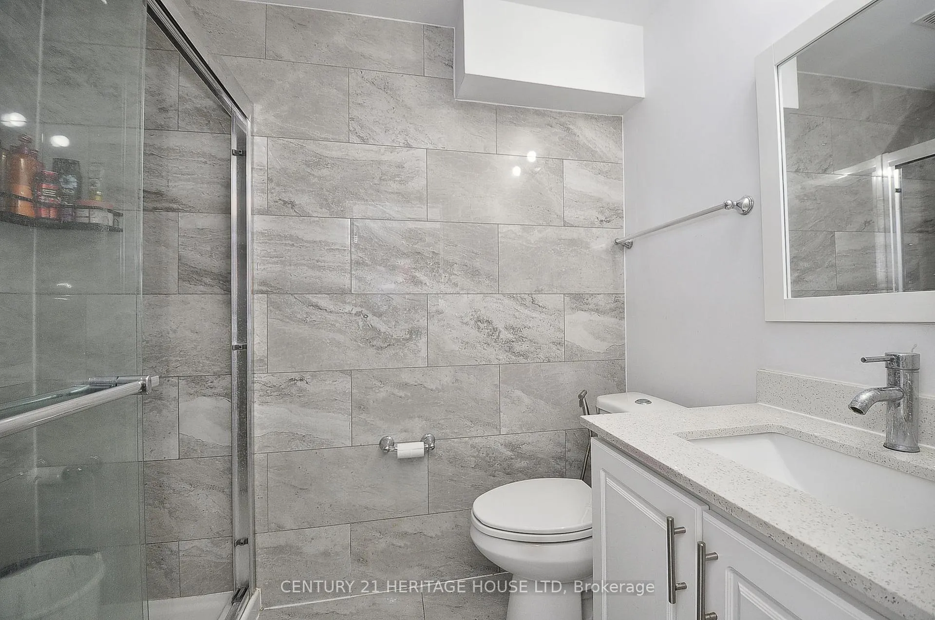 Photo 37 of 35 Dalton Drive, Cambridge — HOMEH