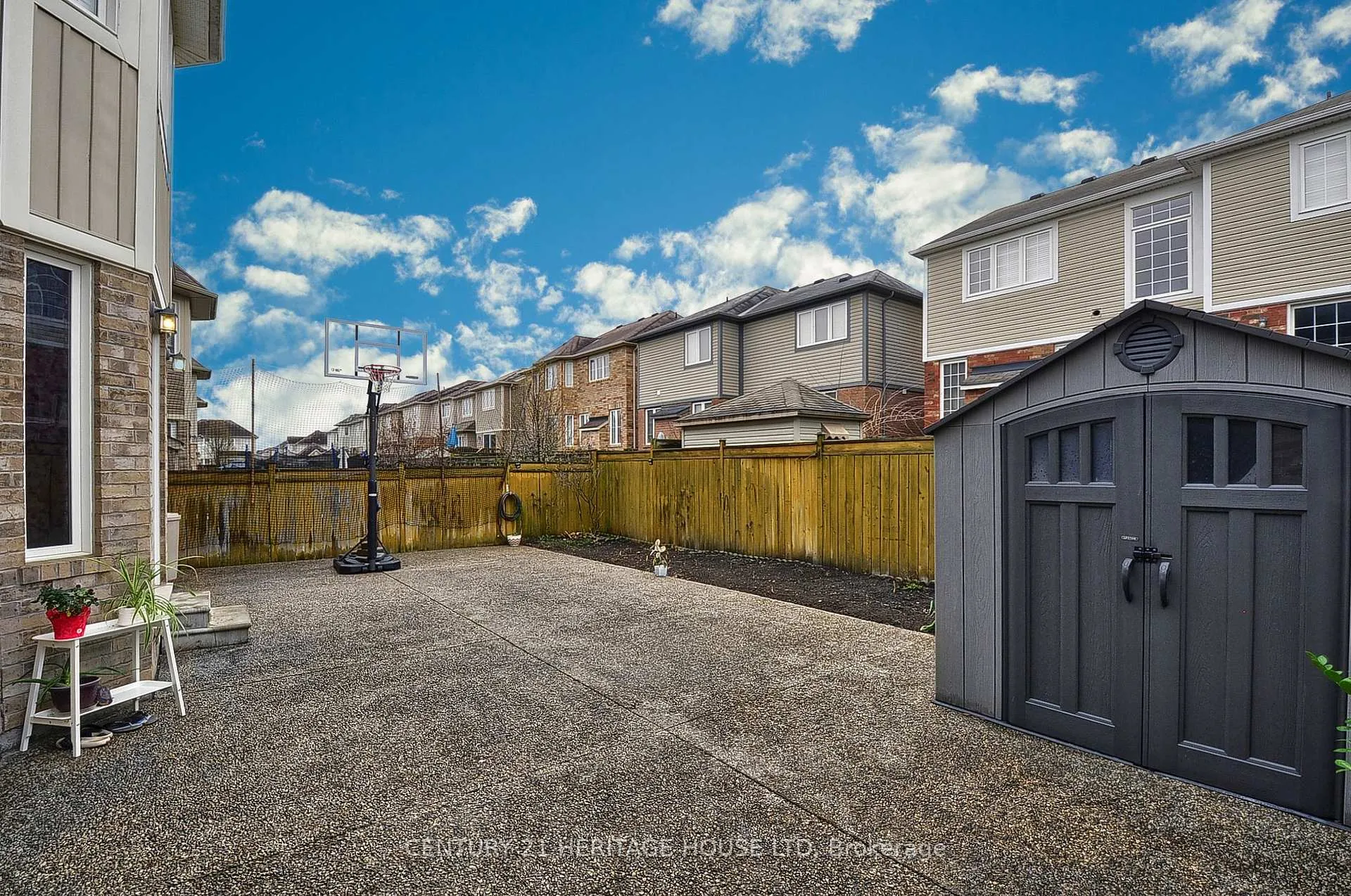 Photo 40 of 35 Dalton Drive, Cambridge — HOMEH