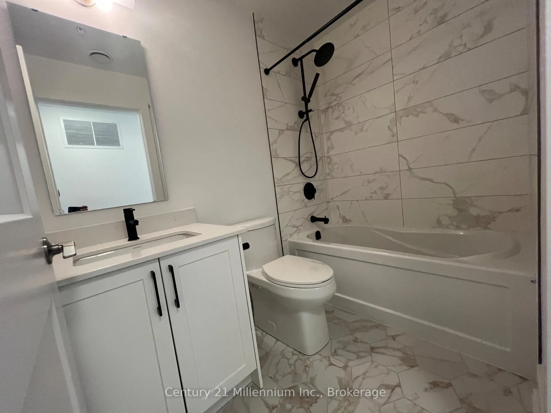 Photo 11 of Unit 122, 4 Kimberly Lane, Collingwood — HOMEH
