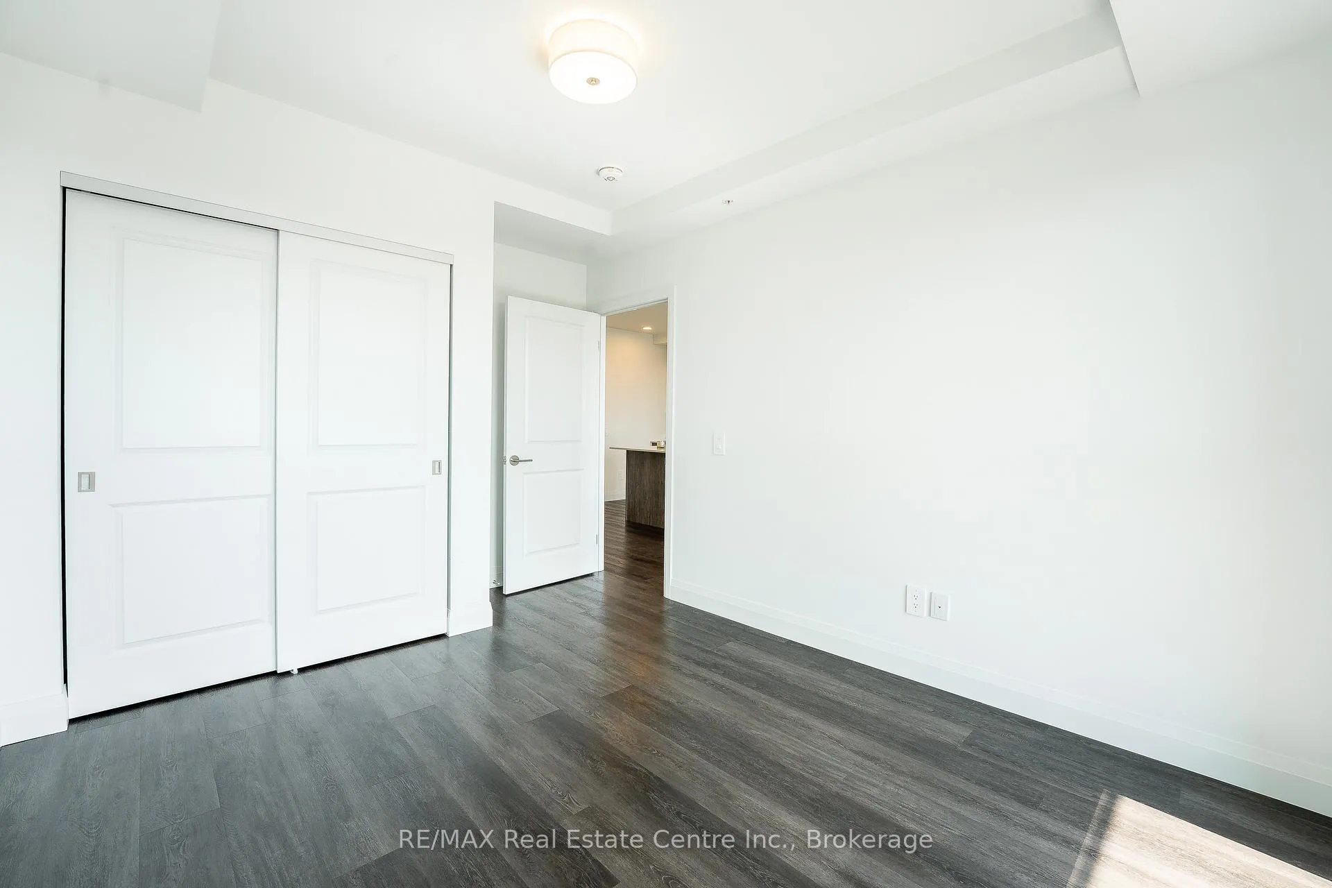 Photo 8 of Unit 1306, 1333 Weber Street E, Kitchener — HOMEH