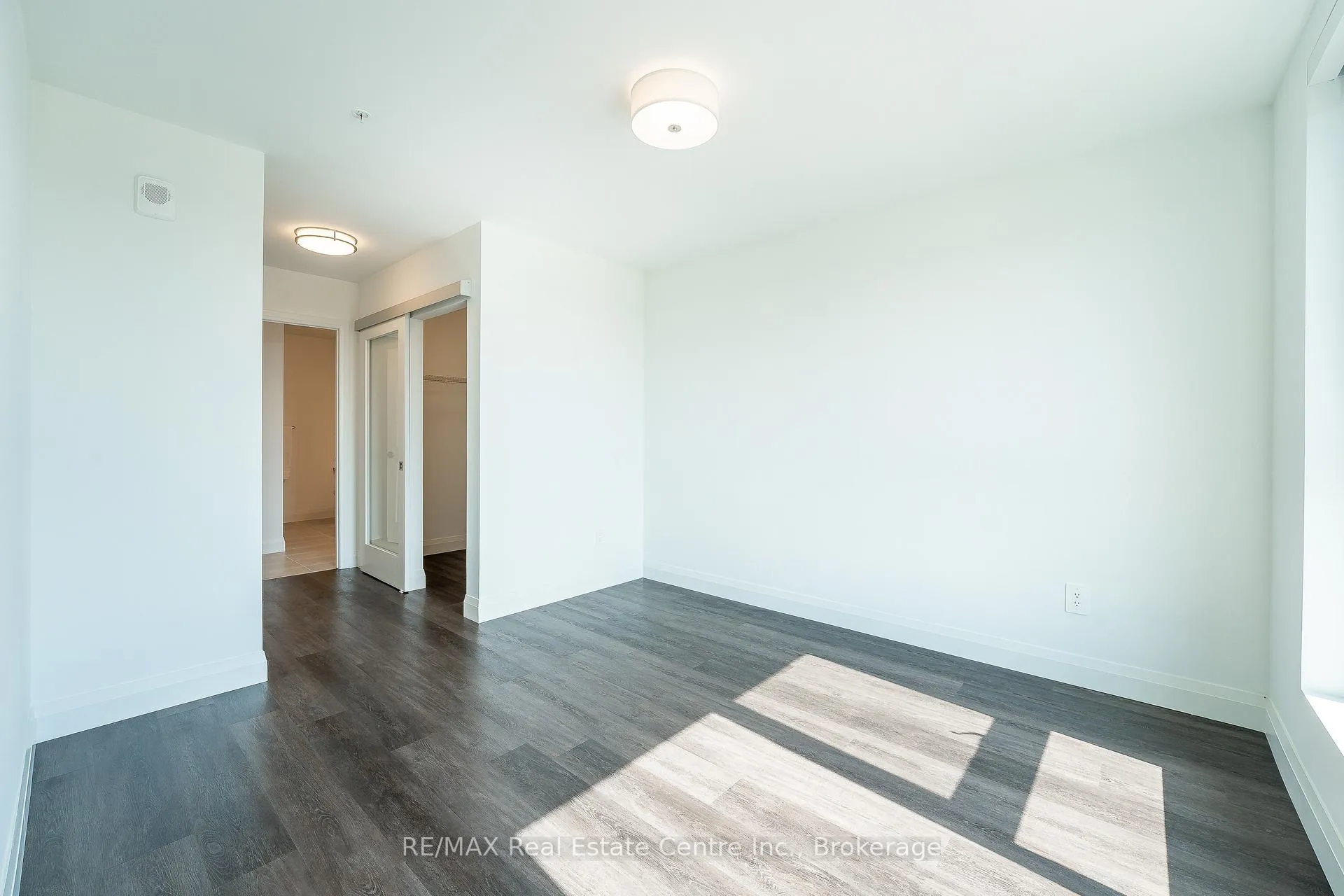 Photo 12 of Unit 1306, 1333 Weber Street E, Kitchener — HOMEH