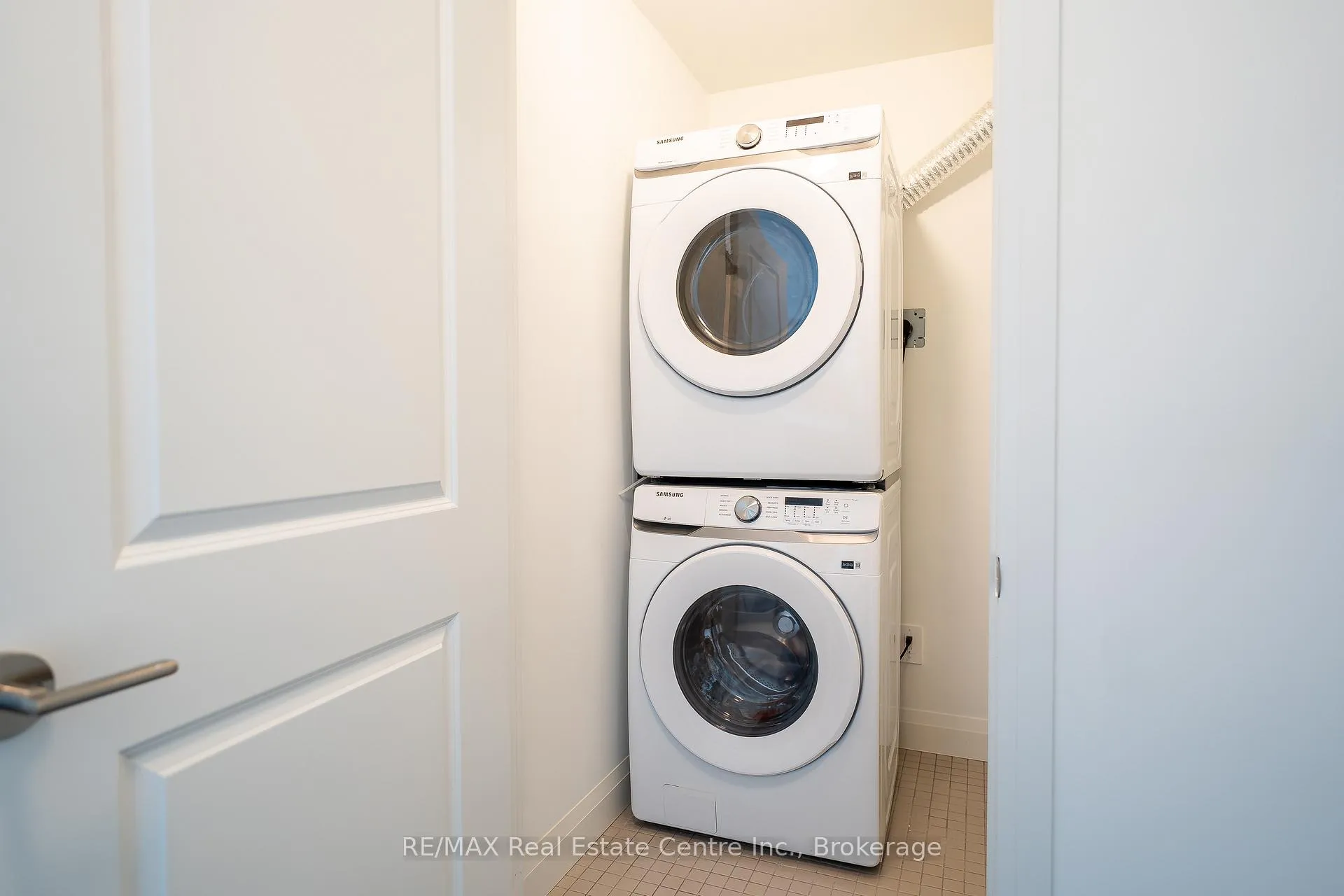 Photo 20 of Unit 1306, 1333 Weber Street E, Kitchener — HOMEH