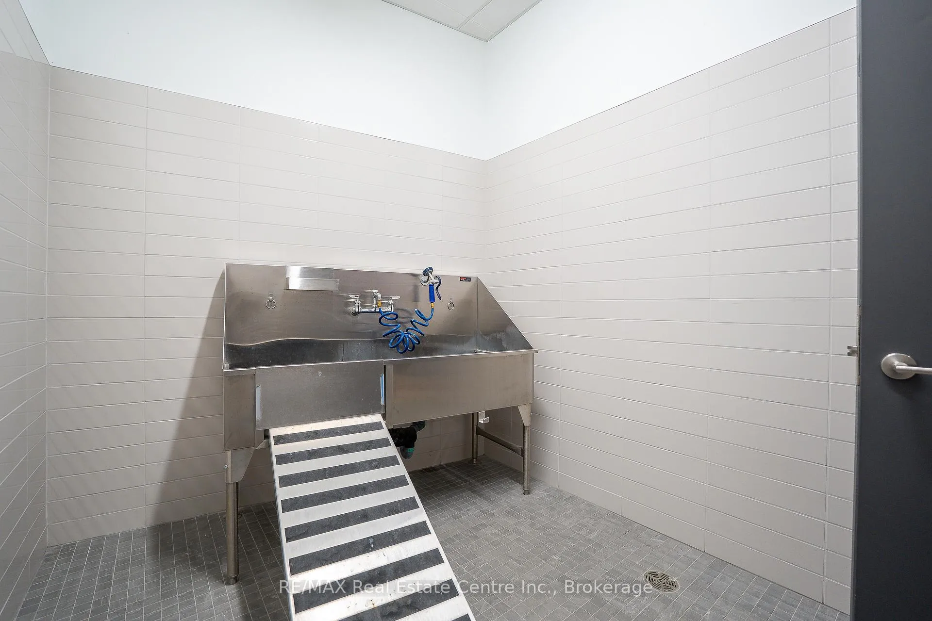 Photo 23 of Unit 1306, 1333 Weber Street E, Kitchener — HOMEH