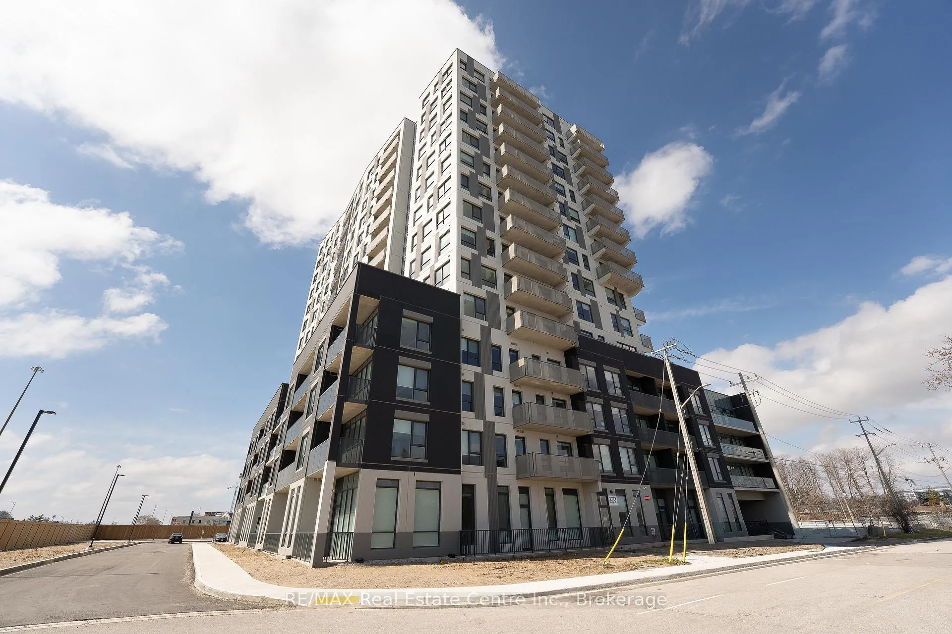 Photo 34 of Unit 1306, 1333 Weber Street E, Kitchener — HOMEH