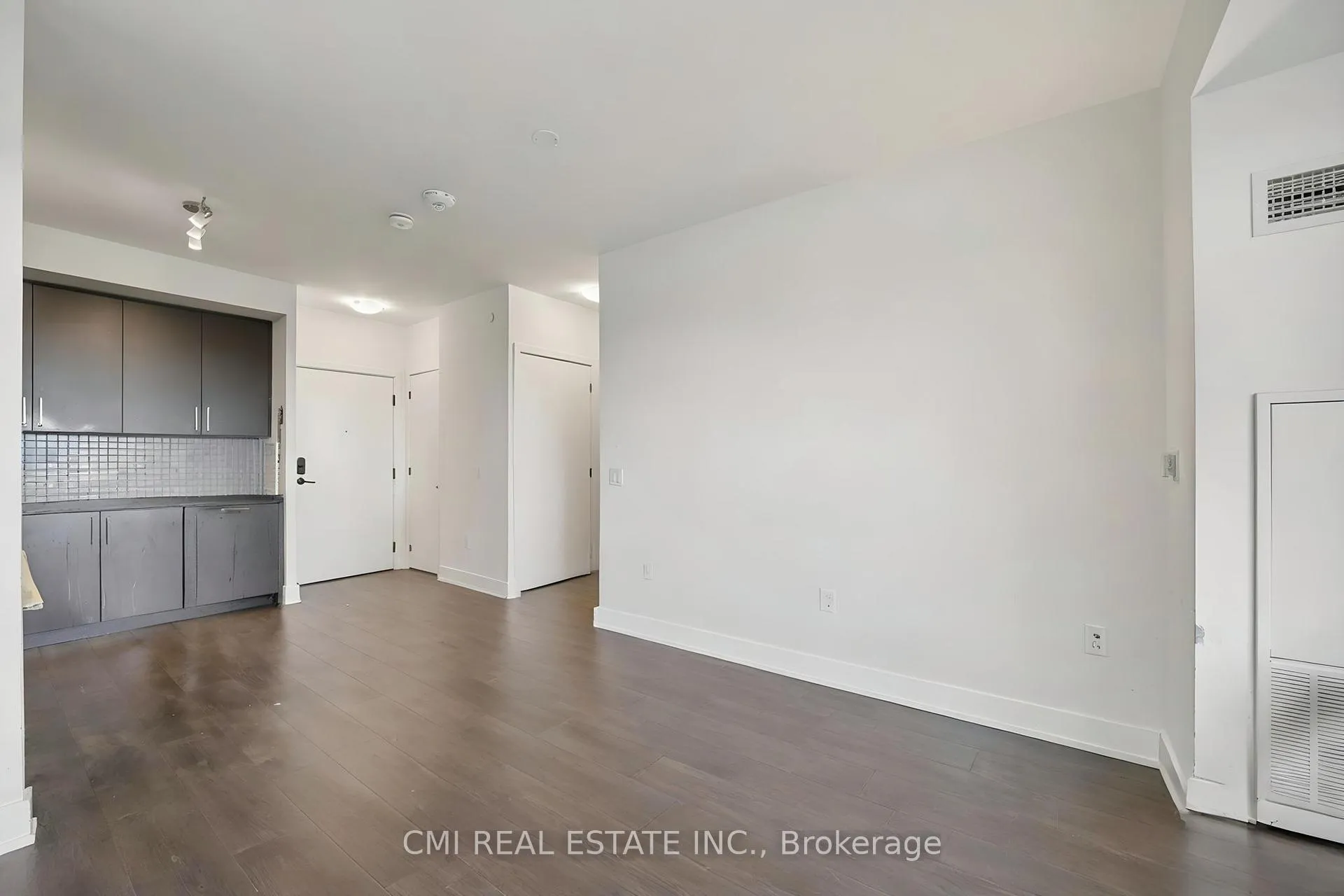Photo 11 of Unit 242, 2450 Old Bronte Road, Oakville, Westmount — HOMEH