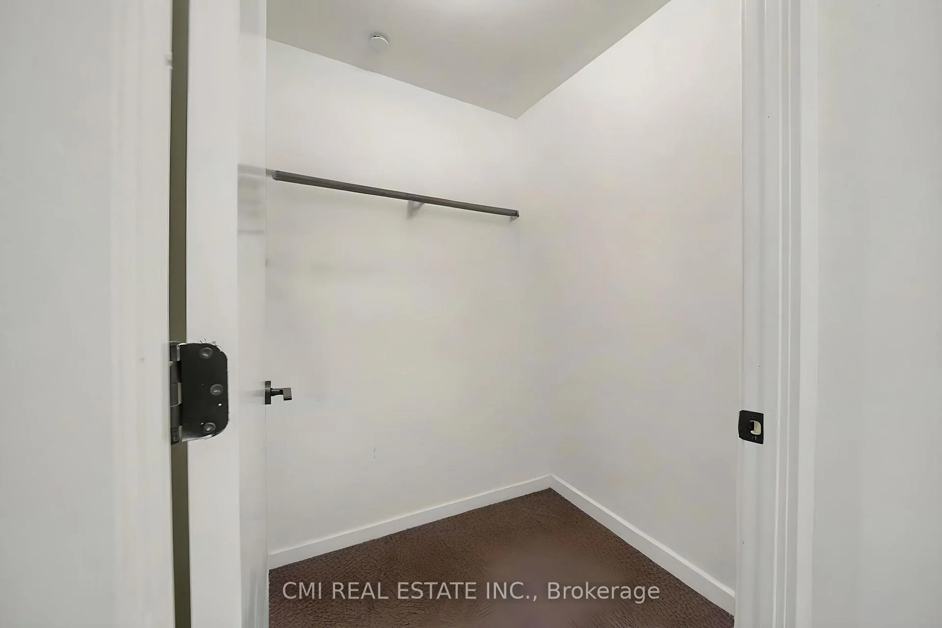 Photo 31 of Unit 242, 2450 Old Bronte Road, Oakville, Westmount — HOMEH