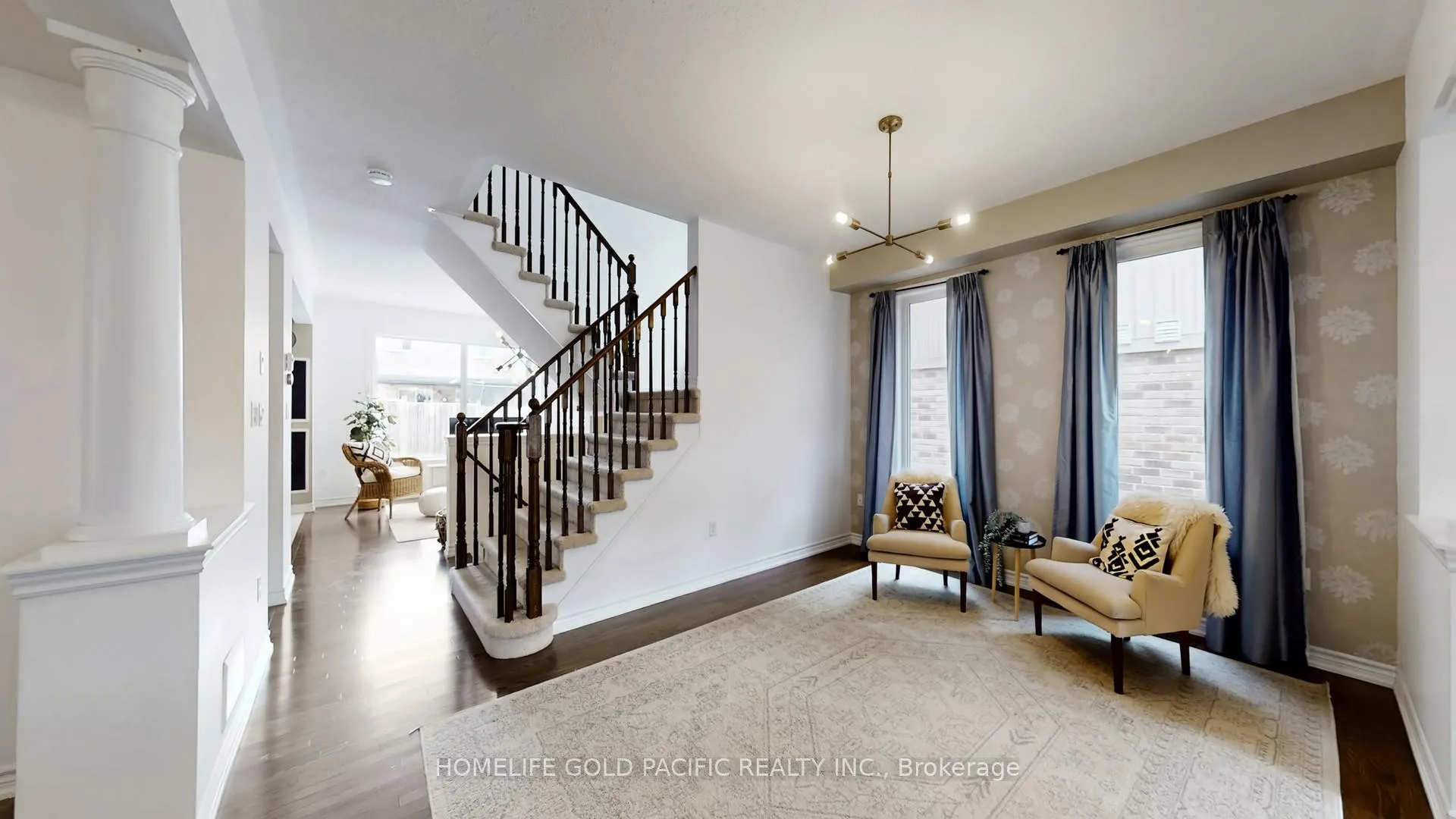 Photo 7 of 176 Glenabbey Drive, Clarington, Courtice — HOMEH