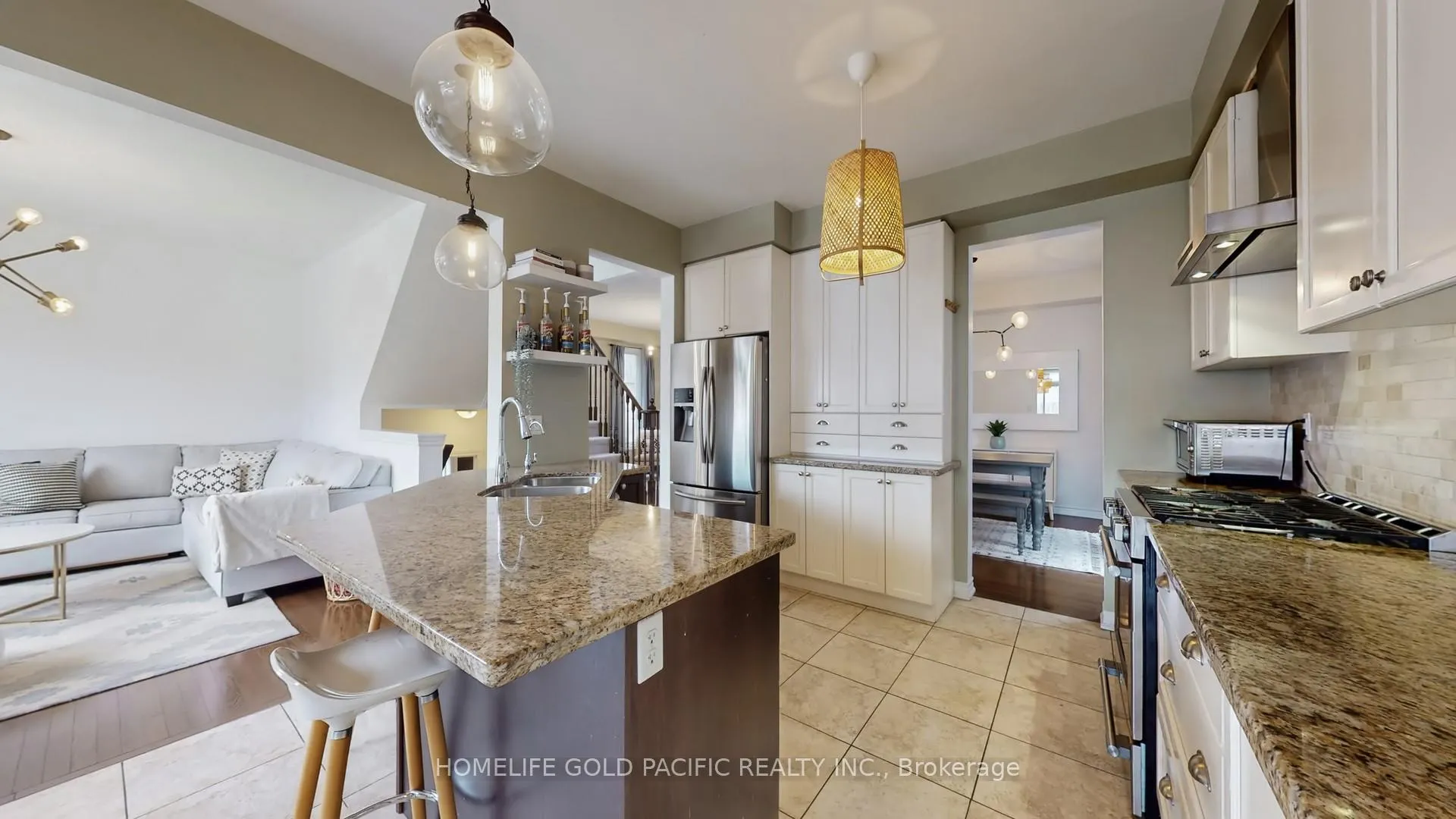 Photo 12 of 176 Glenabbey Drive, Clarington, Courtice — HOMEH